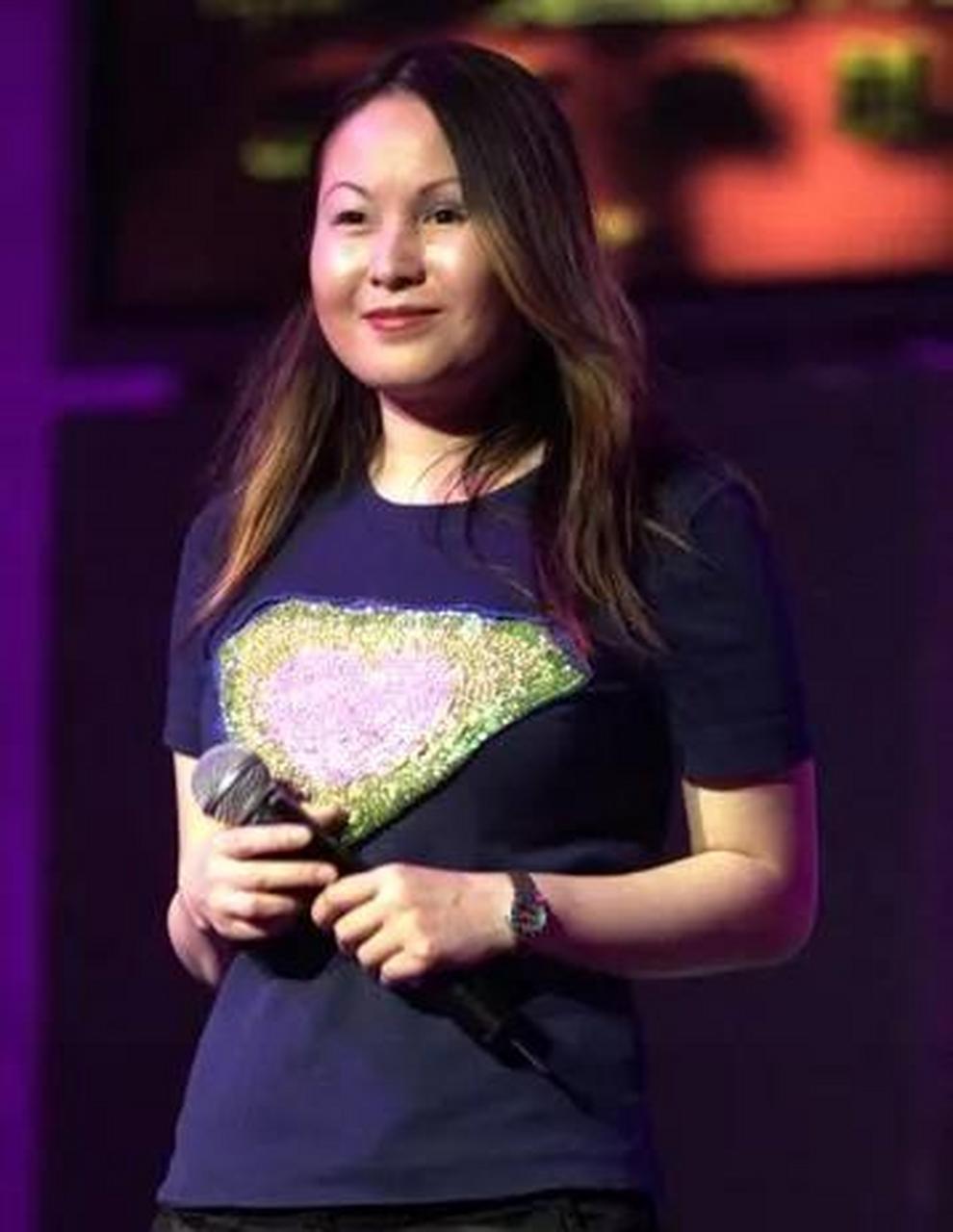 一次,歌手罗琦参加朋友生日宴时喝醉酒后说:"北京人就是sha叉,"北京马