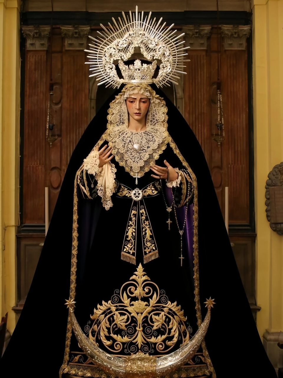 immaculate  痛苦圣母 our lady of sorrows,又称七苦圣母