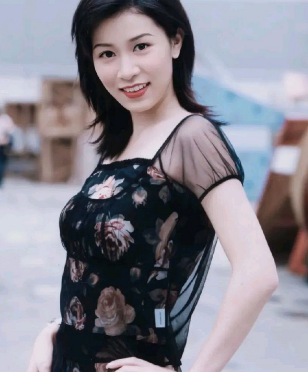 佘诗曼港姐时期的照片惊艳到了