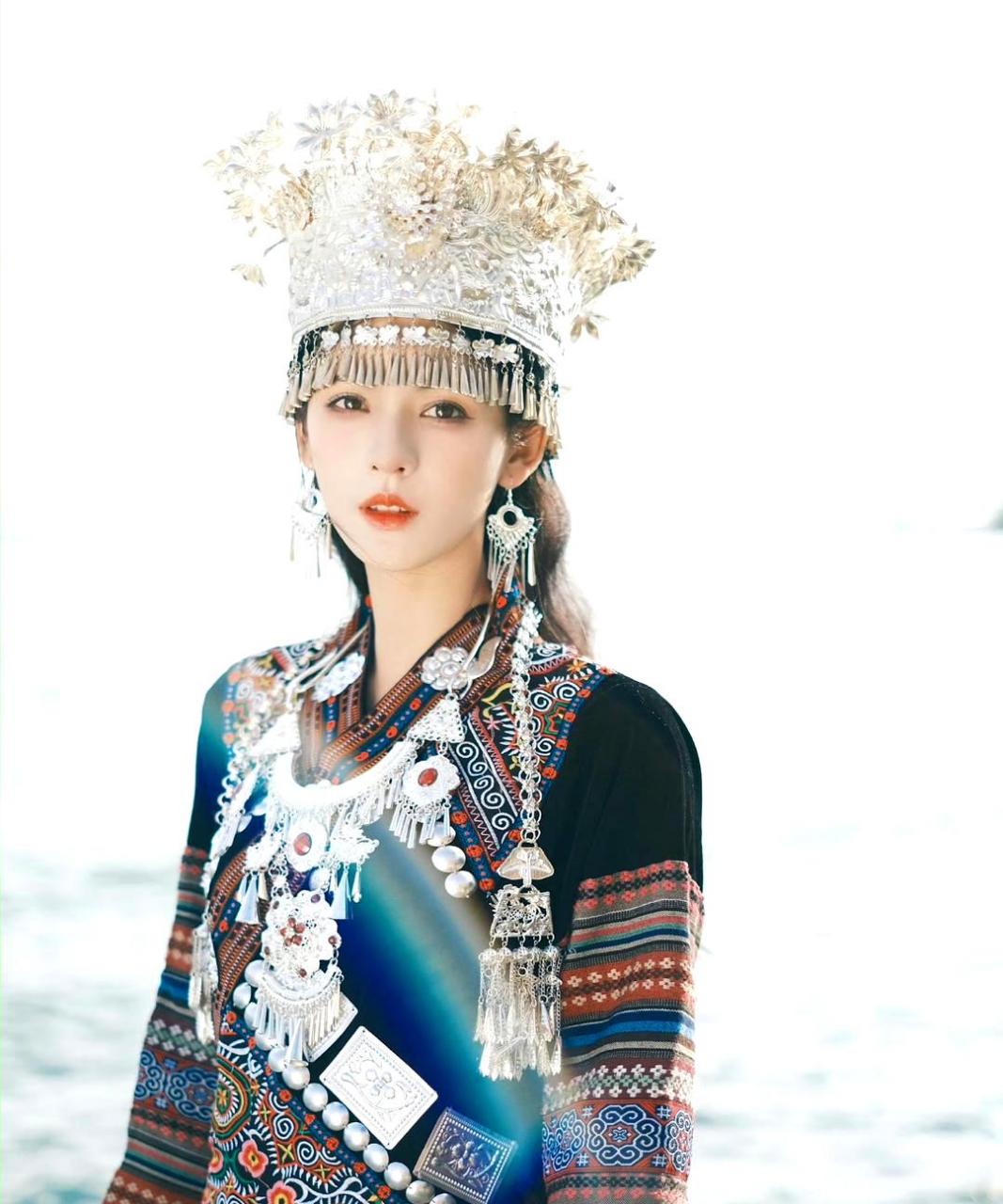 张予曦的苗疆少女造型实在是太美了!