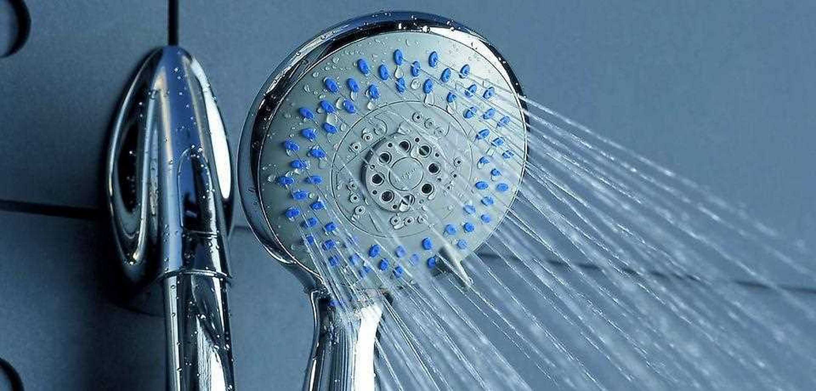 今天来说说花洒好用的标准 abs材质的[开心] 市面上常见的花洒材质