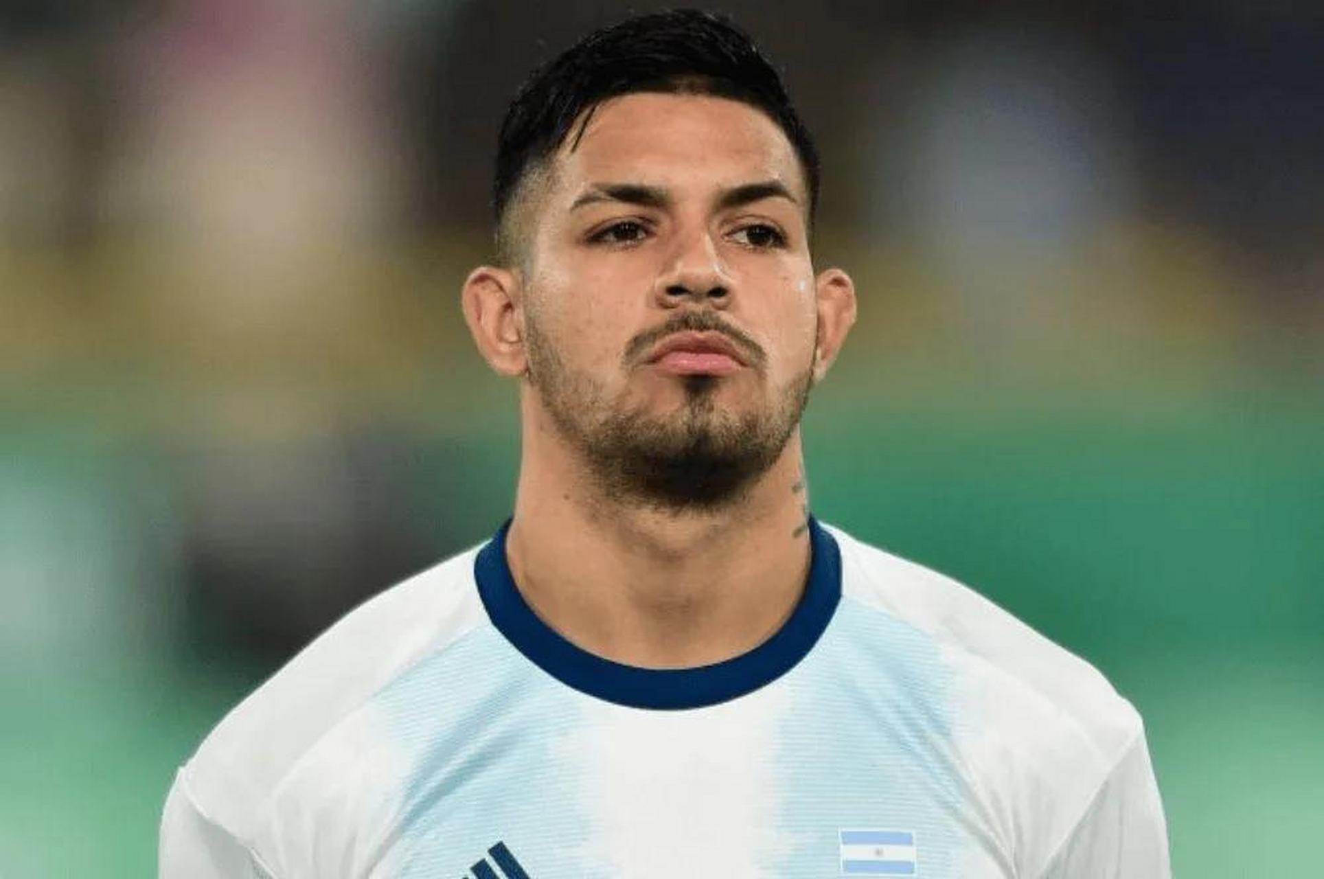 阿根廷队官方:补招24岁朗斯后卫梅迪纳参加本期集训 10月08日讯