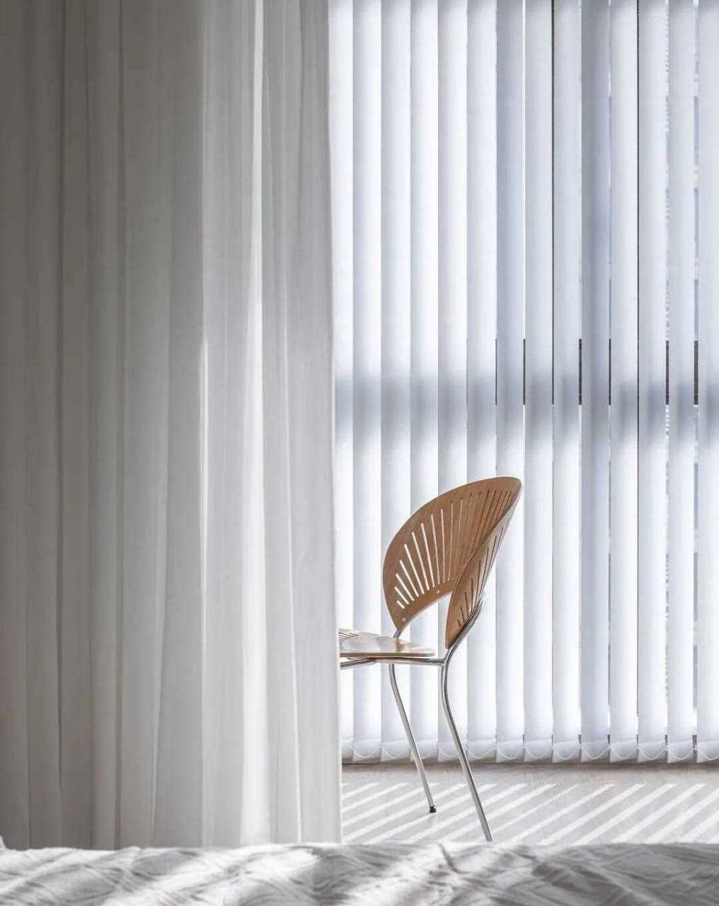 [666] 竖百叶窗帘很适合素雅的简约类风格使用,让空间看起来更简洁,也