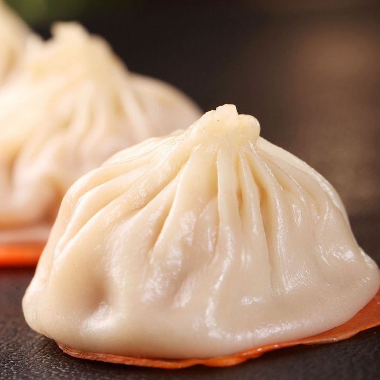 开封灌汤包说,你们都别抢我的名头,小笼包都是从我这流传出去的.