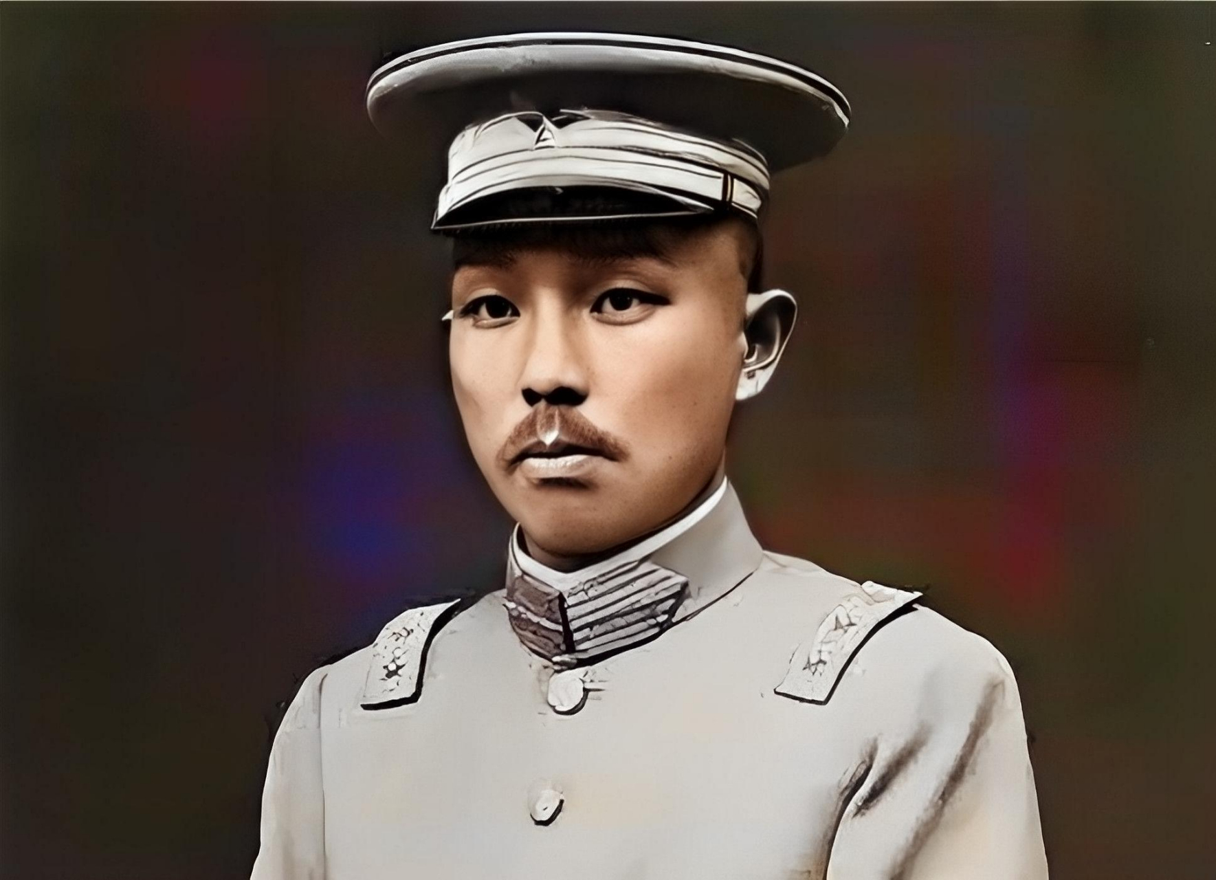 那一年,四川军阀的杨森娶了14岁的蔡文娜做他的九姨太,虽然他有12个