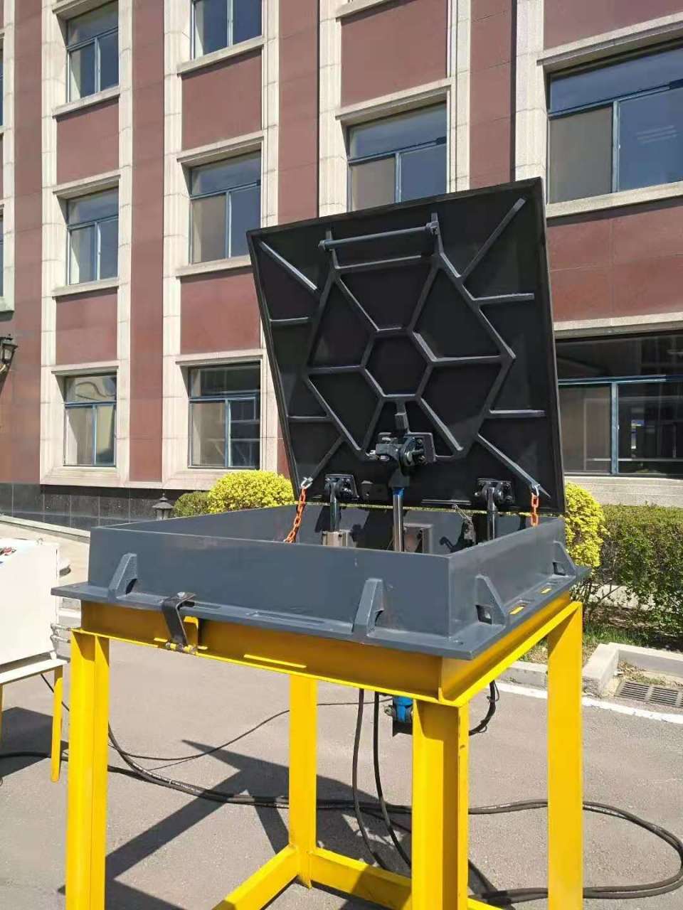 液压井盖#  液压井盖厂家