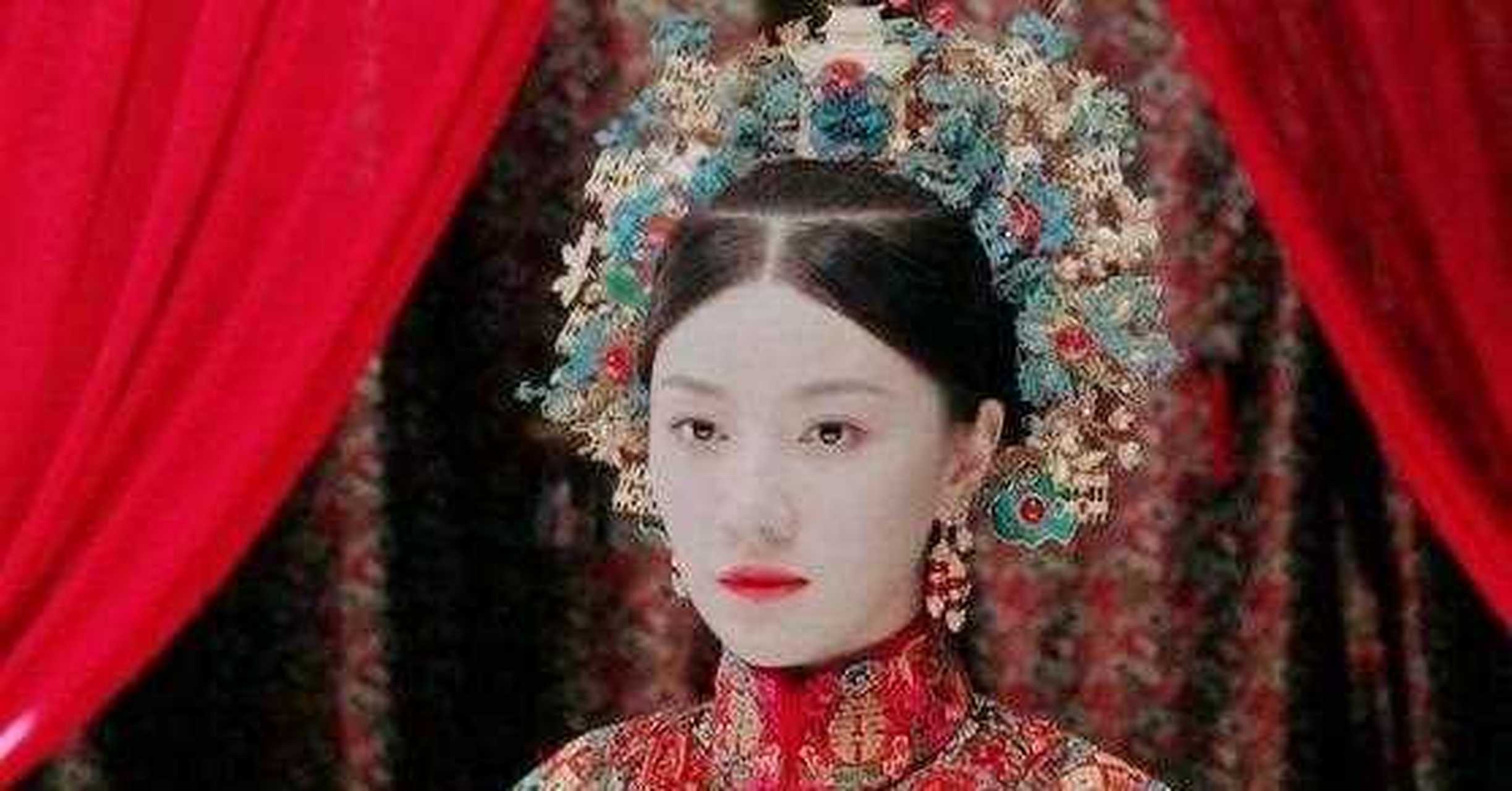 《平凡的荣耀》中的幼儿园老师李诗妍,戏份不多来头不小,她参演的剧你