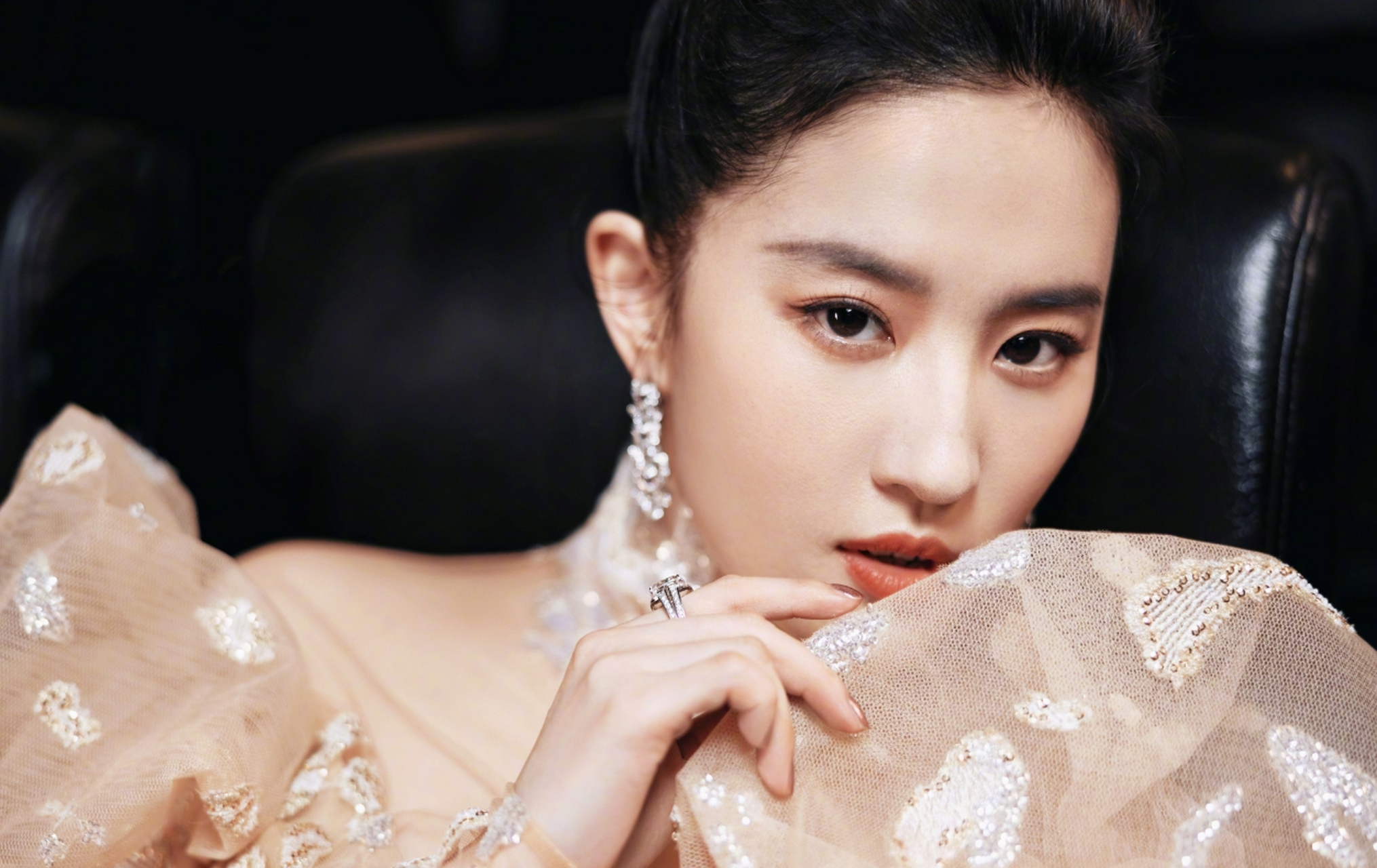 雪肤玉貌的"神仙姐姐"#刘亦菲# 国色天姿,冰清玉洁,窈窕淑女,温婉可人