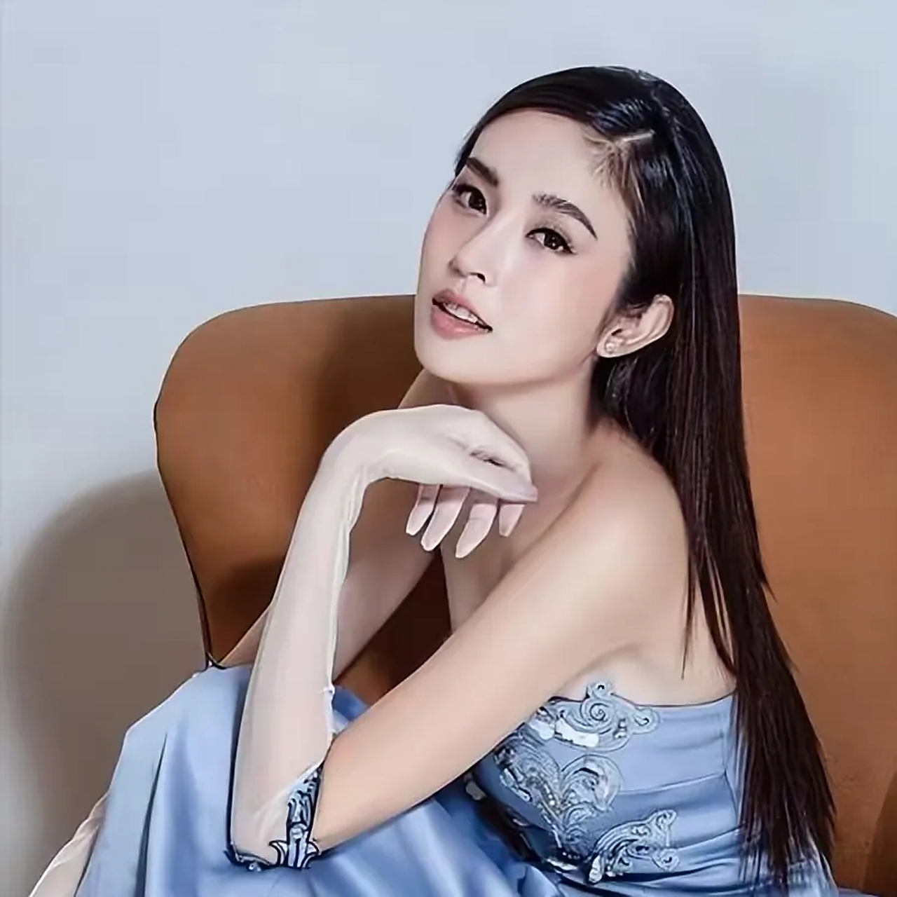 泰国最美变性人宝儿订婚  真爱无敌!