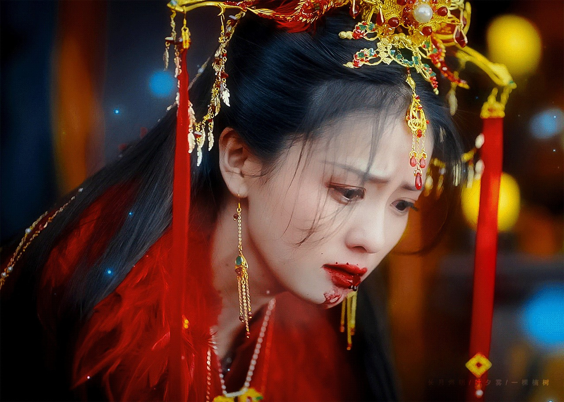 白鹿和红衣的适配度好高,很明艳动人一枚大美女!