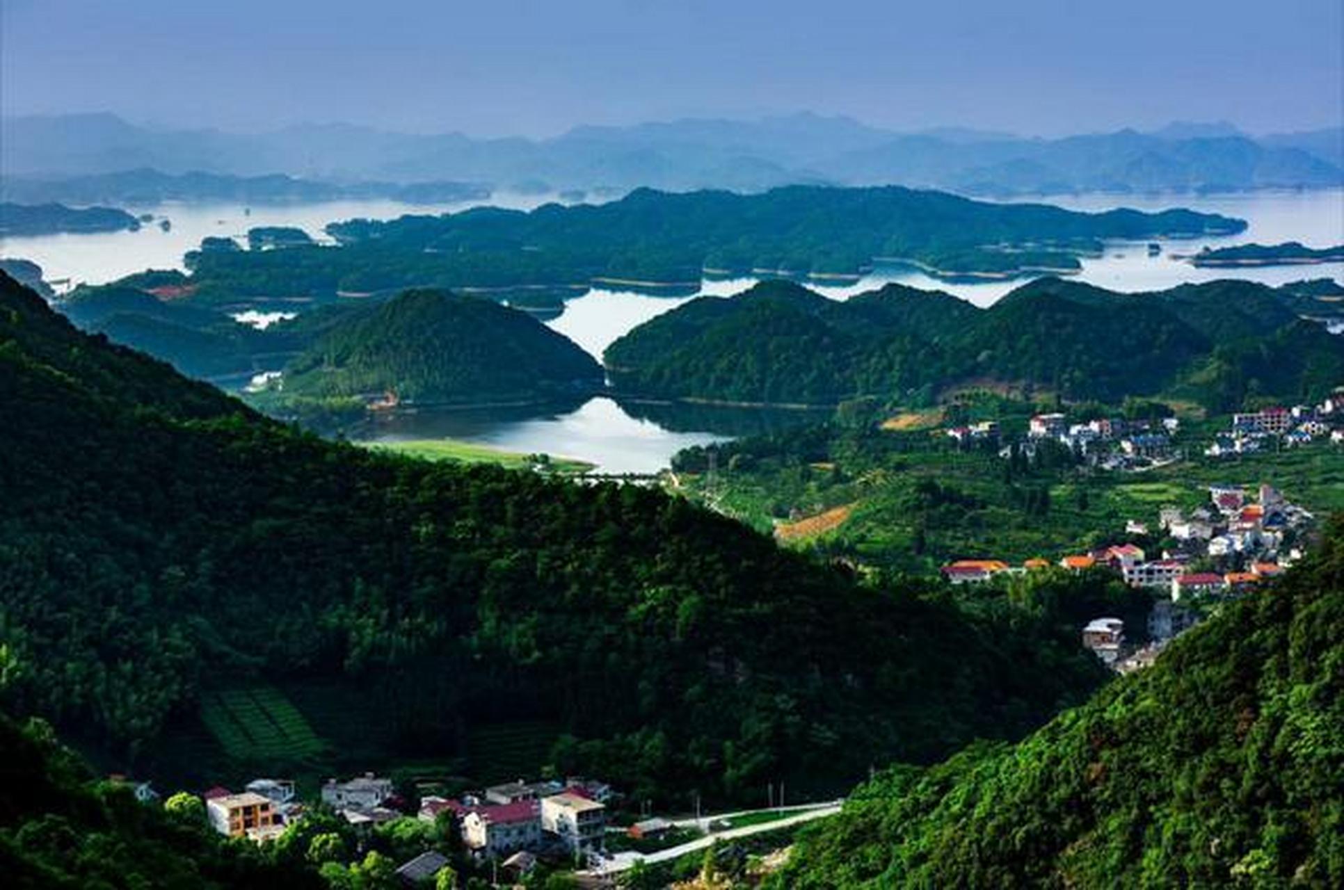 西海大峡谷集观光,登山,娱乐为一体,相较吴王谷更加刺激,适合带着孩子