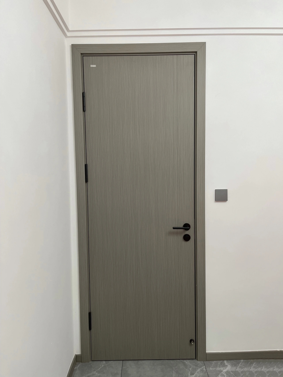 银梨色卧室门抄作业了! 我家全屋都是2300cm的通顶门,效果很   .