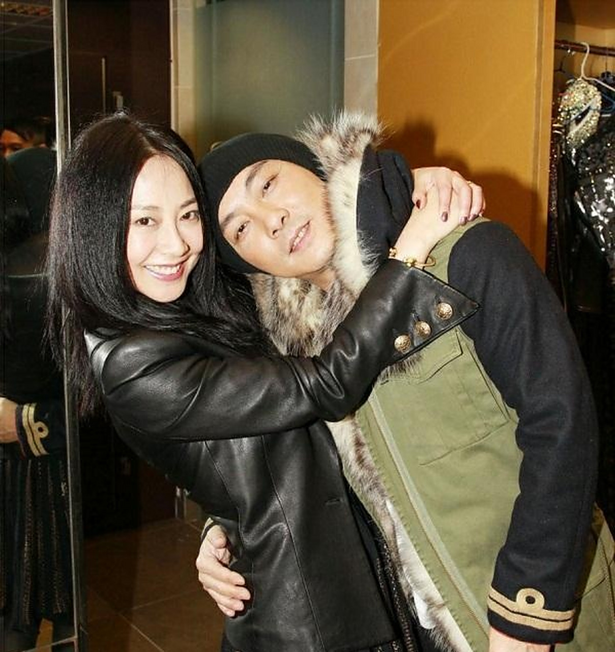 这部《陈梦吉传奇》虽是两人第一次合作,但并不是第一次见面,之前在