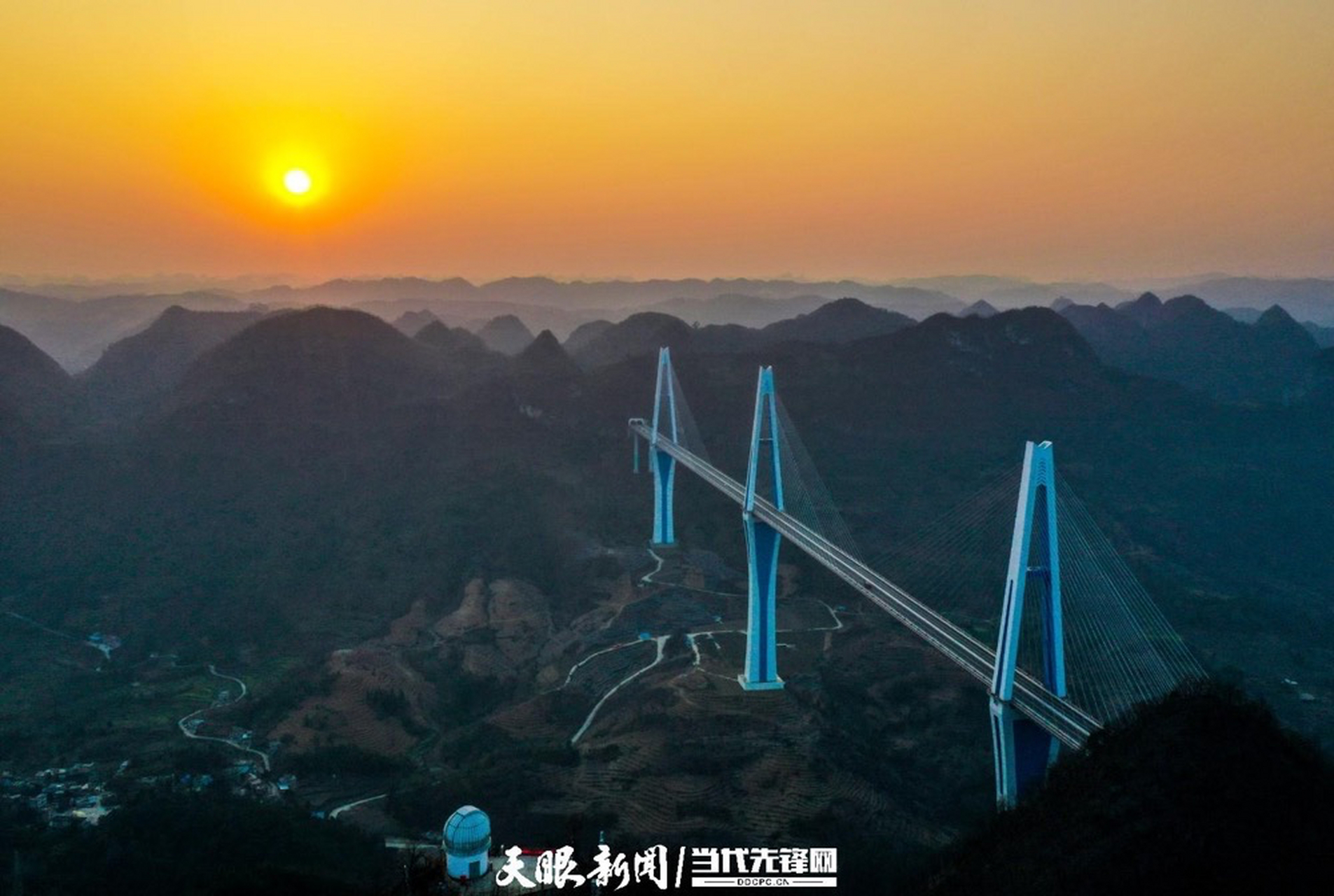 【"桥"见贵州】如今,平塘特大桥这座继港珠澳大桥之后在国内同时包揽