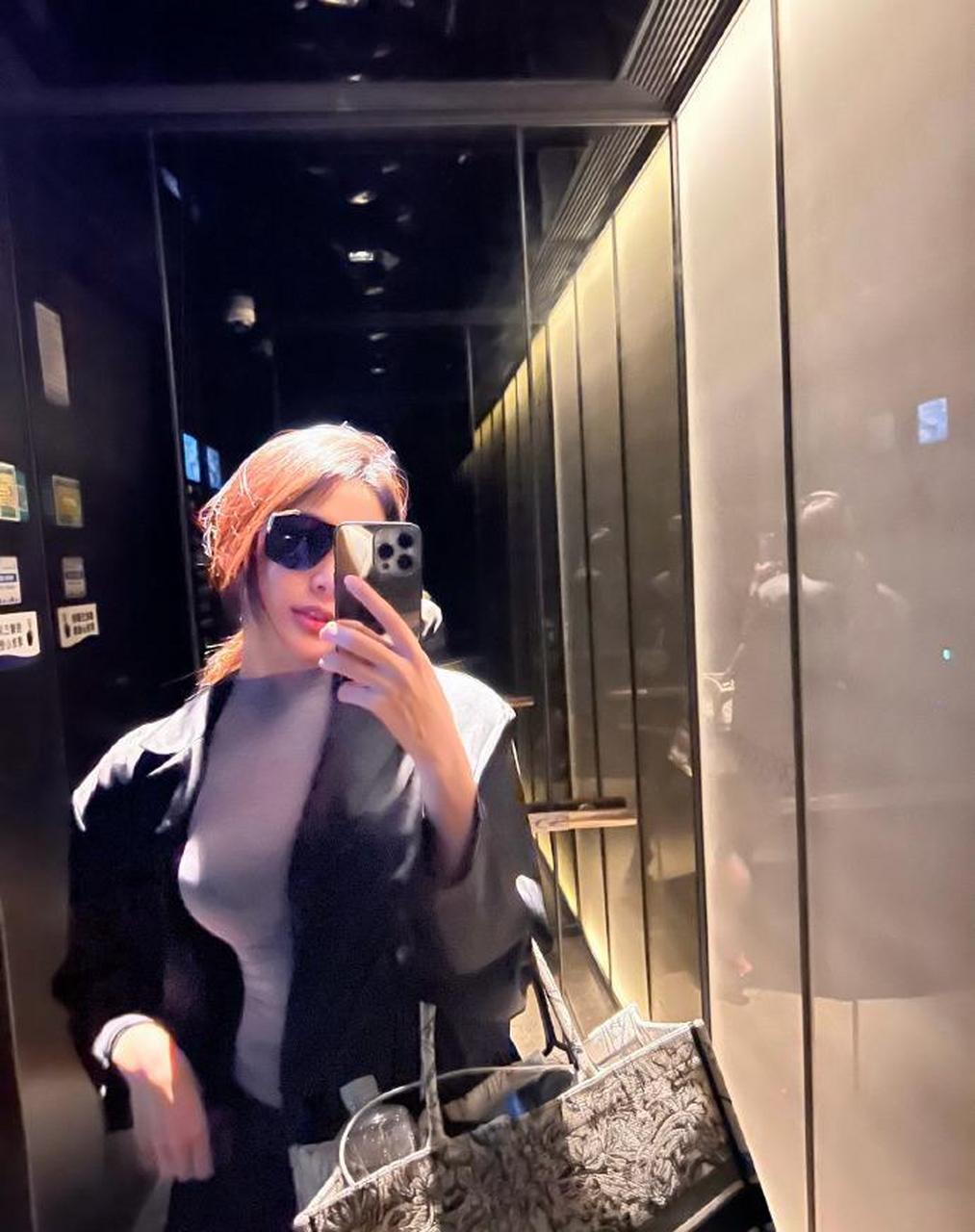 网红美女小姐姐小谢迷人美照欣赏,真的好美