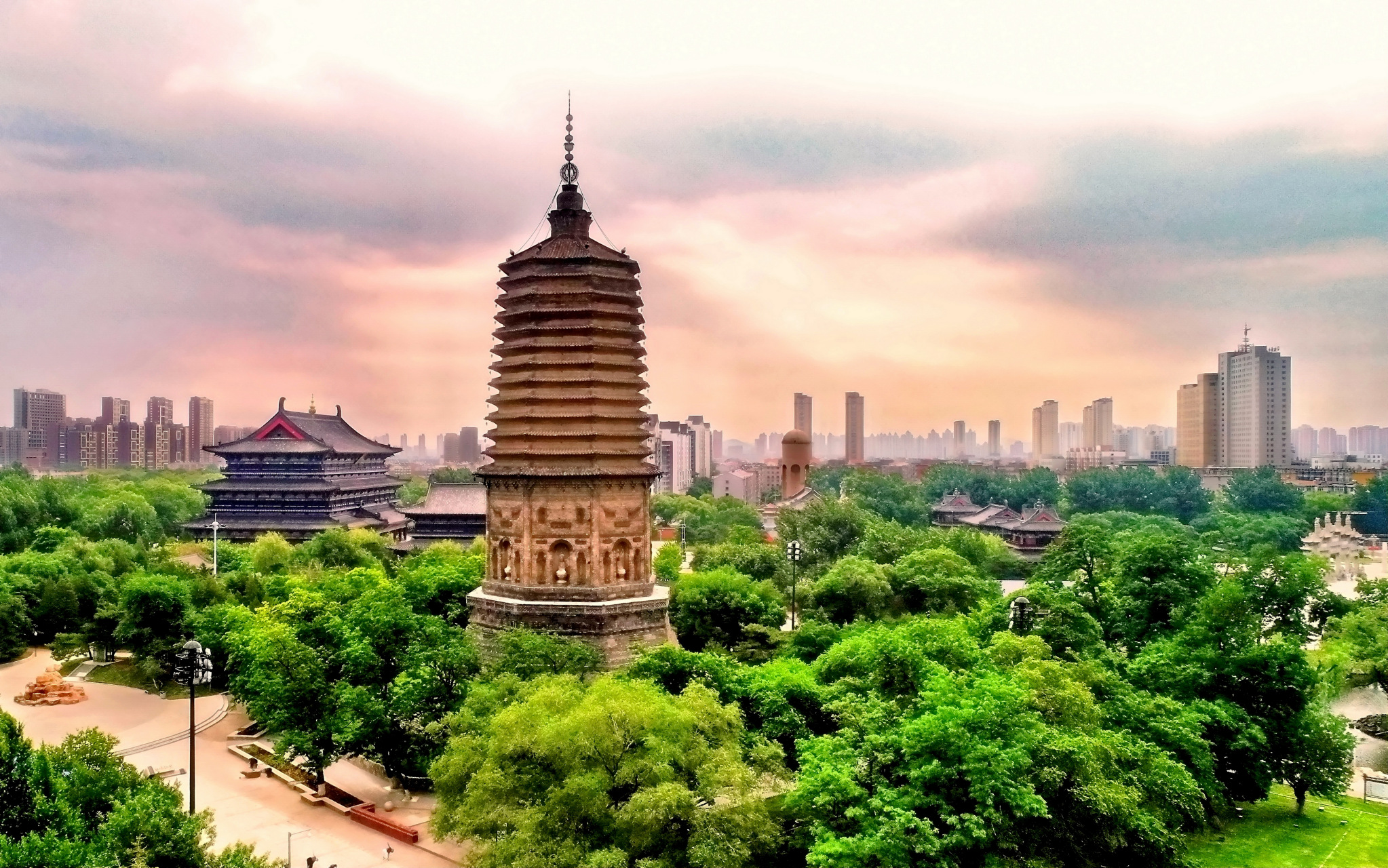 辽阳白塔#振兴新突破辽宁杠杠滴# #美好辽宁欢迎您# #贯彻二十大辽宁