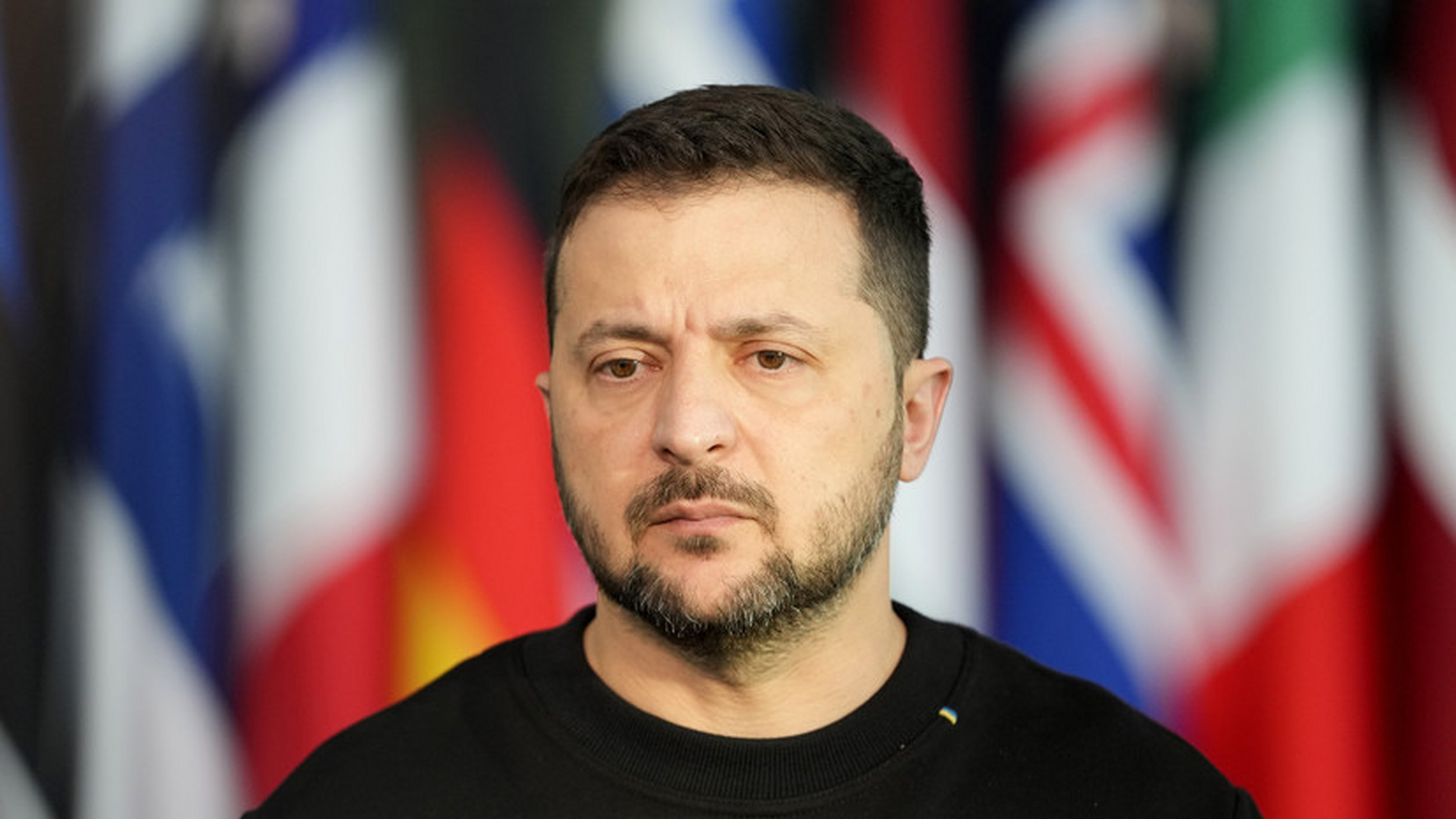 【乌前总统顾问:泽连斯基应立即引咎辞职】据"今日俄罗斯"10月22日