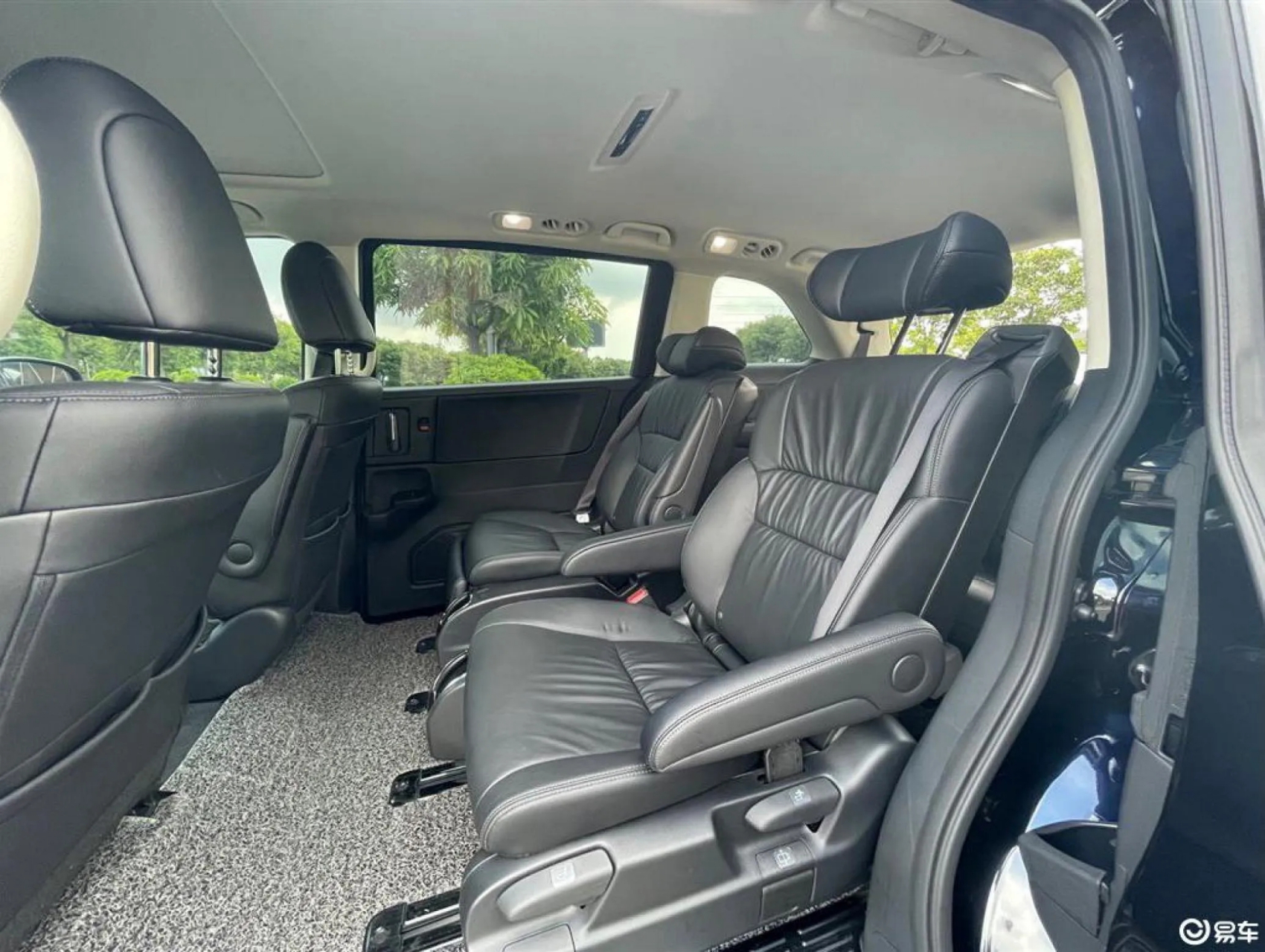 车主点评#【车主:空间很棒,新车会有味道】  奥德赛2021款2.