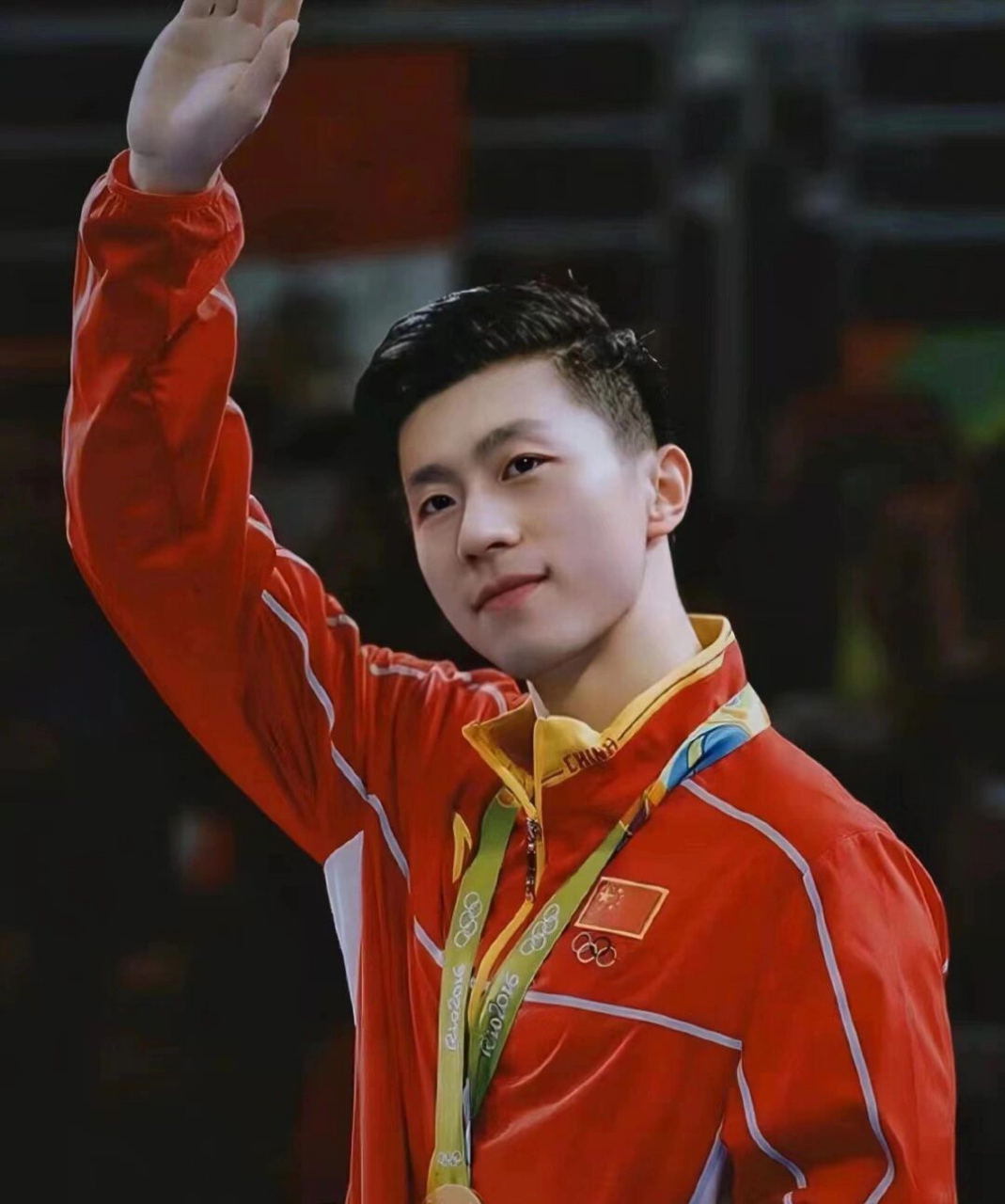 终于知道为什么都说冠军马龙是小奶龙了?