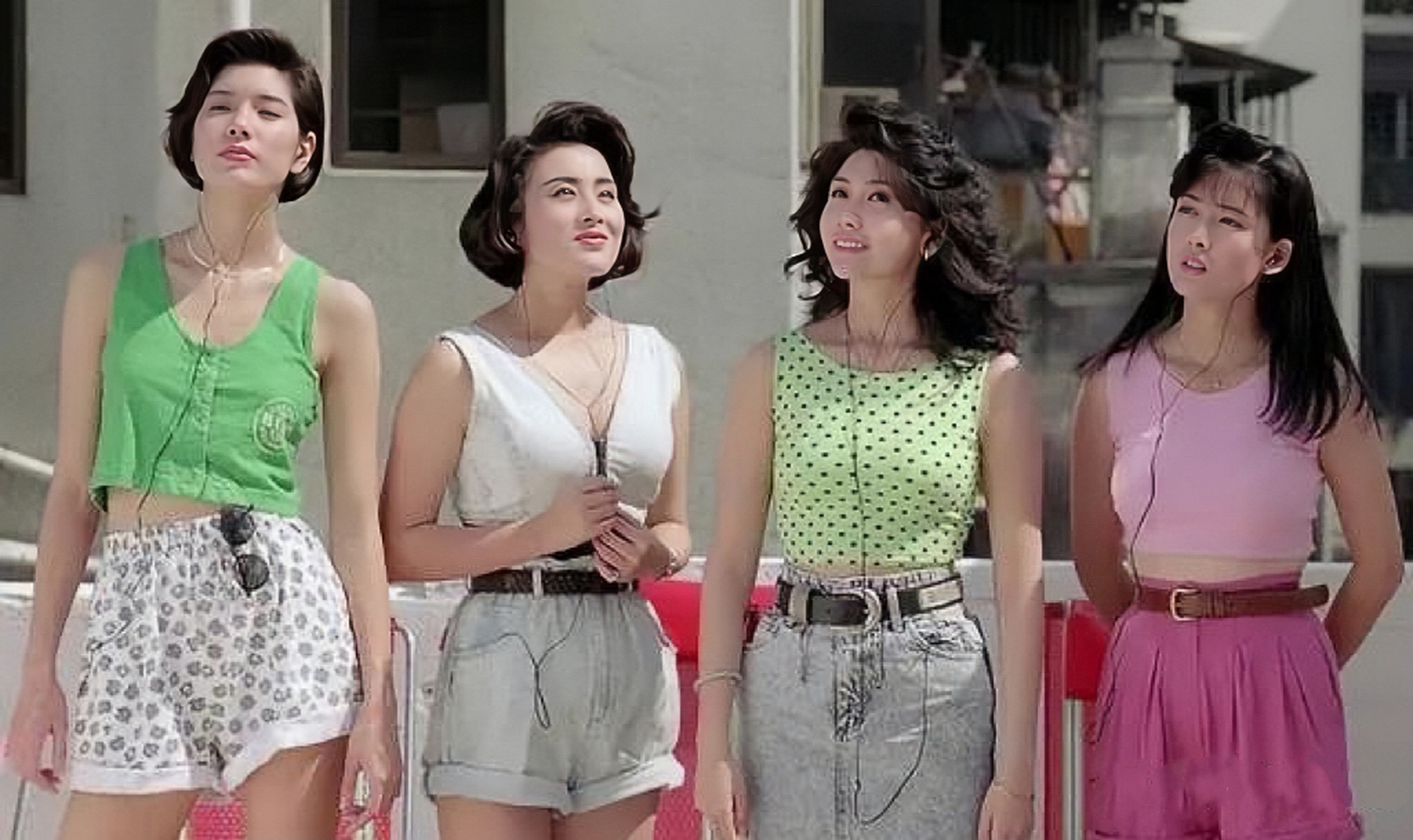 1989年,港姐"最上镜小姐"之中德混血美女翁慧德.