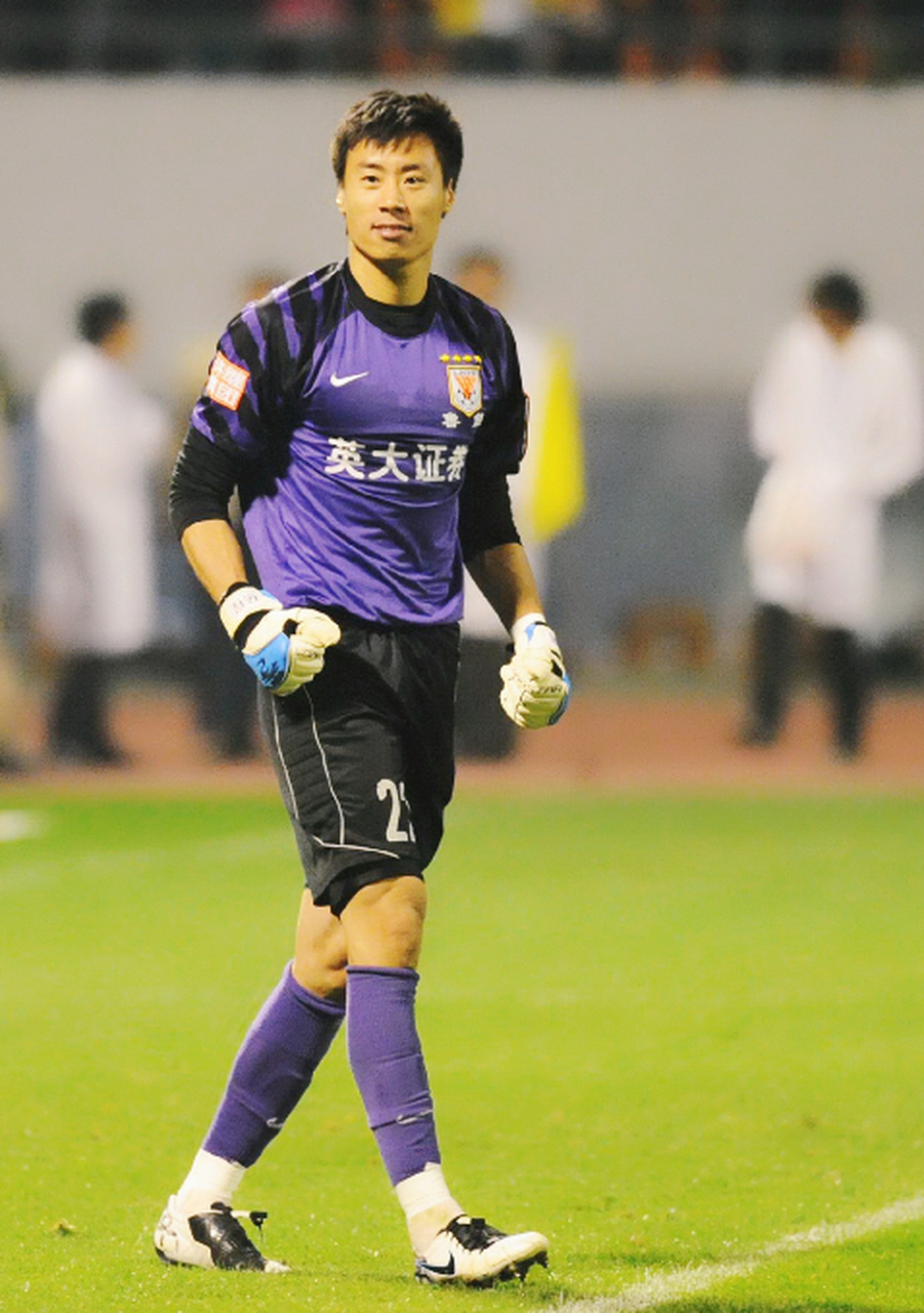 没冲出亚洲 3月15日,前国青主力门将,中超球员杨程发文回应"冯巩"之争