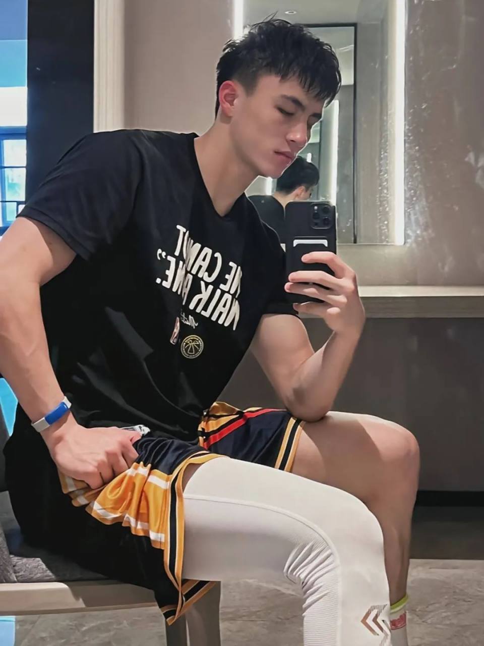 浙江大学192cm体育生,现在的学霸也这么卷!#帅哥# #体育生