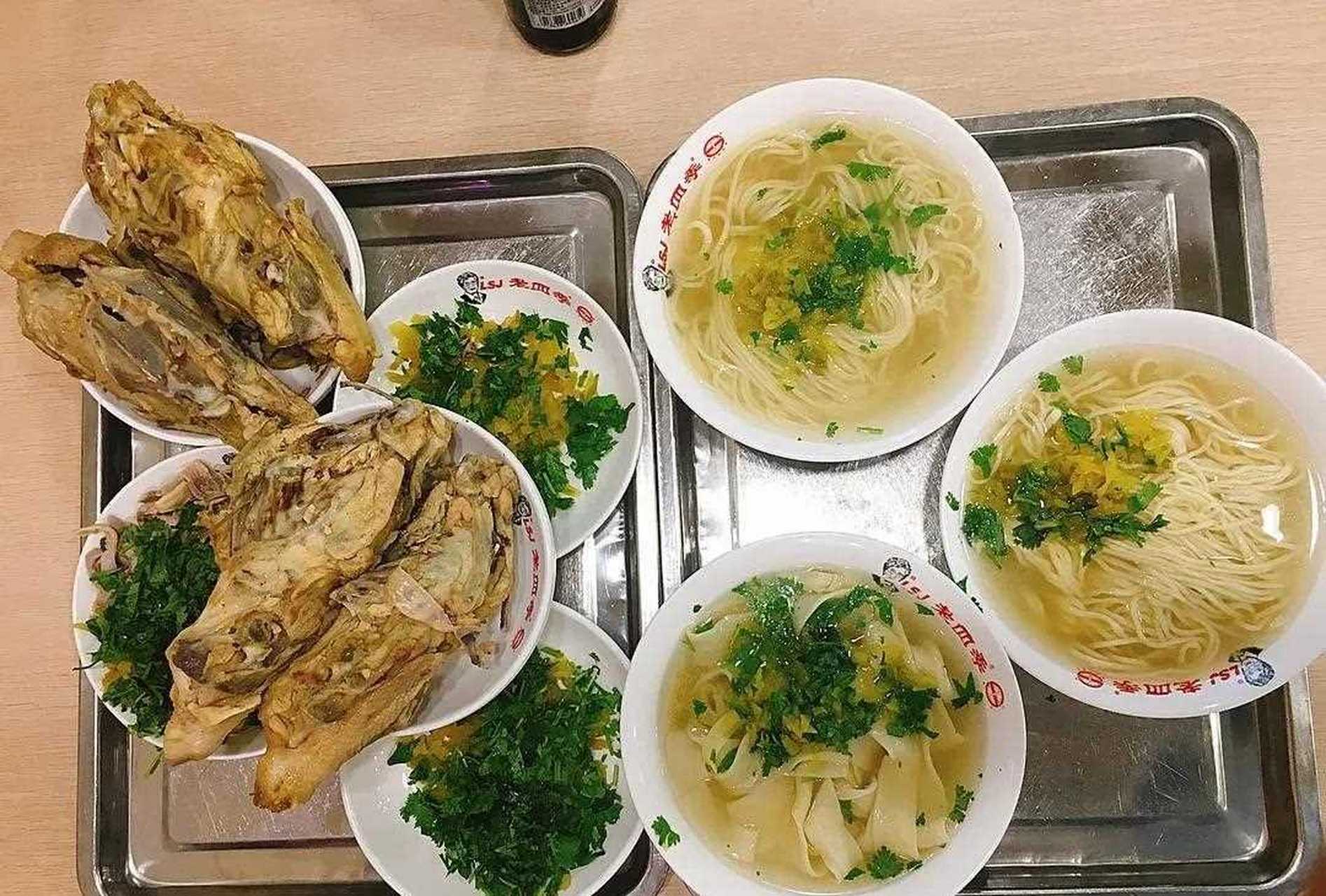 由企业退休干部张秉荣于1988年创立的.