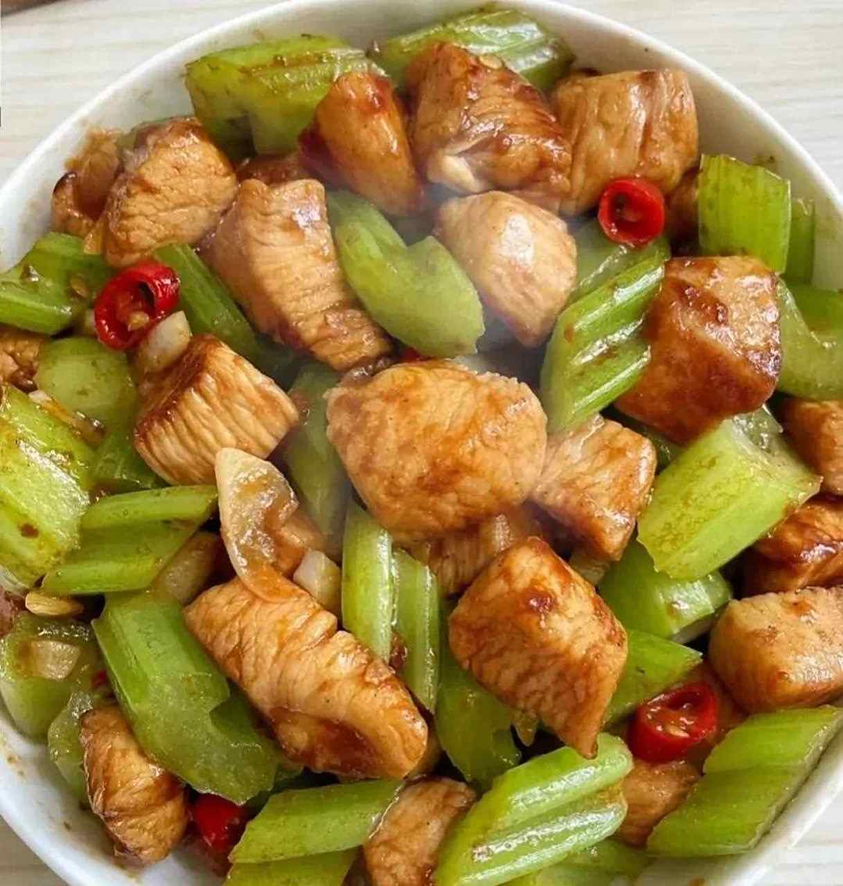 分享图片一一今日份家常菜[得意] 喜欢的记得要收藏起来转发![白眼]