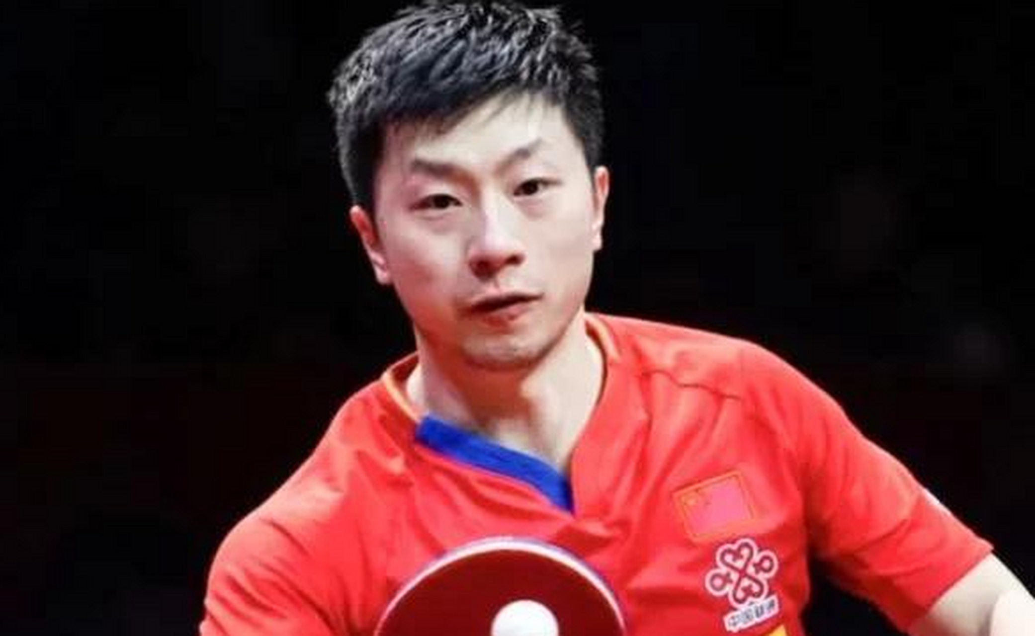 吉村真晴曾经也是日本队主力选手,被称为"魔球",发球比较诡异,技战术