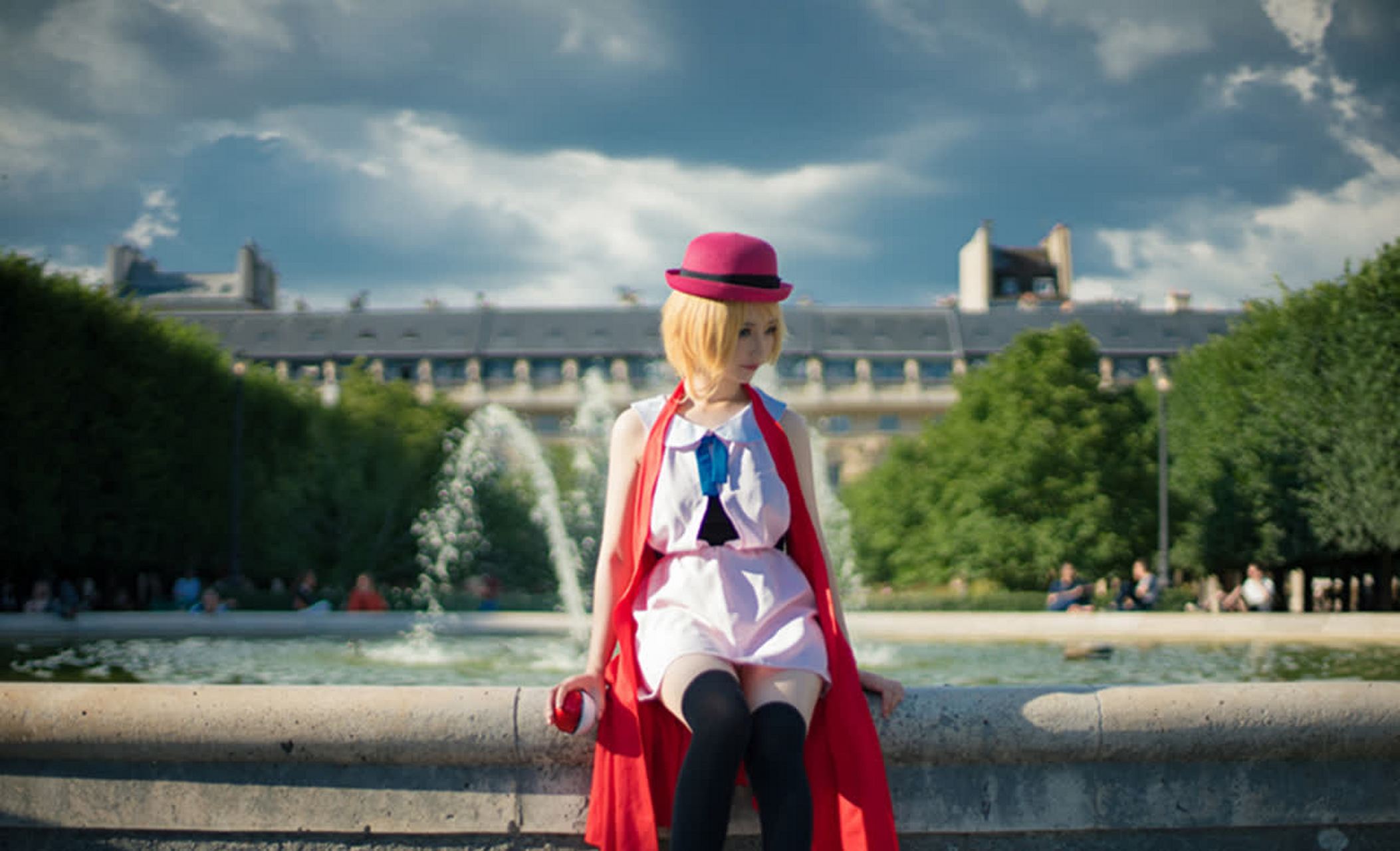 cos秀#《神奇宝贝》女主角"莎莉娜"高度还原,超美的cos视觉大片 