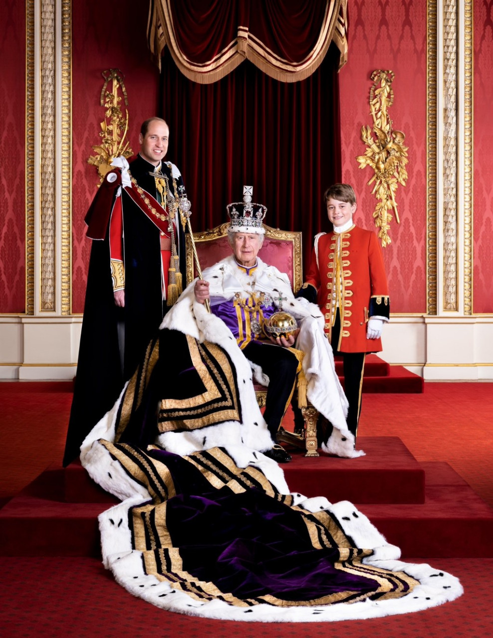 william)及长孙乔治王子(prince george)合照的一张,最受英国民众谈论