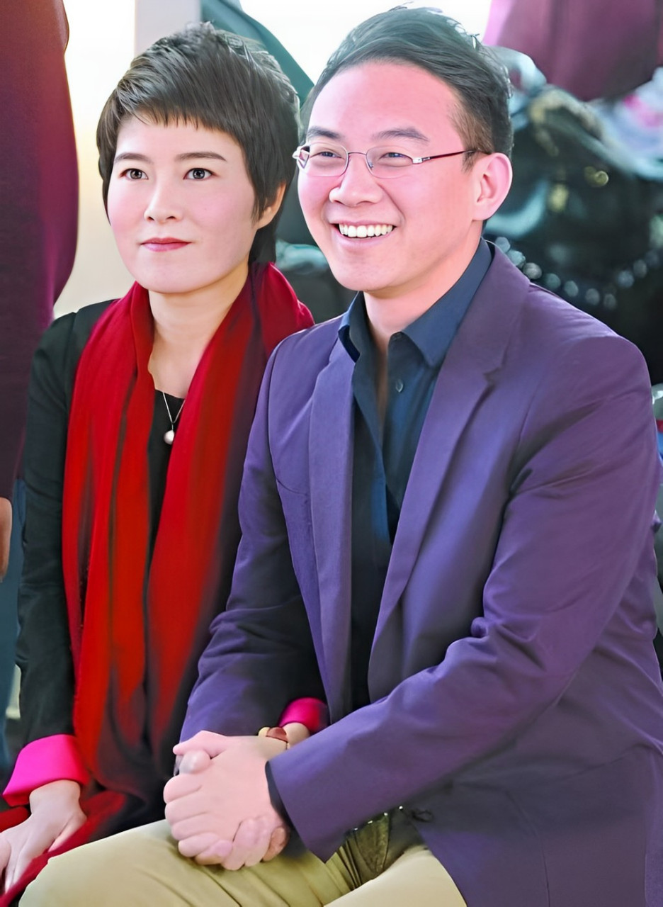 2015年,郎永淳的妻子吴萍患上了癌症.