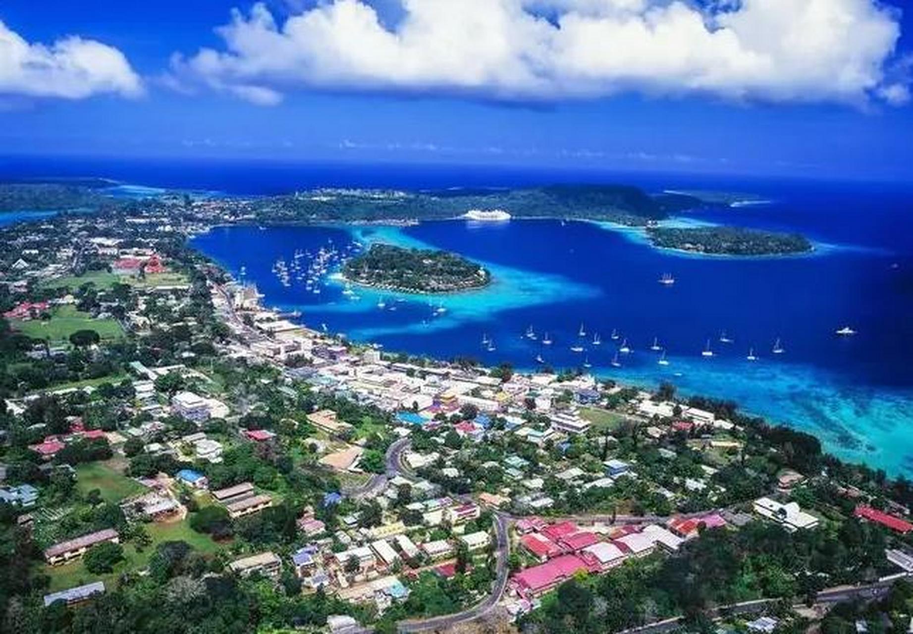 瑙鲁共和国,简称瑙鲁.