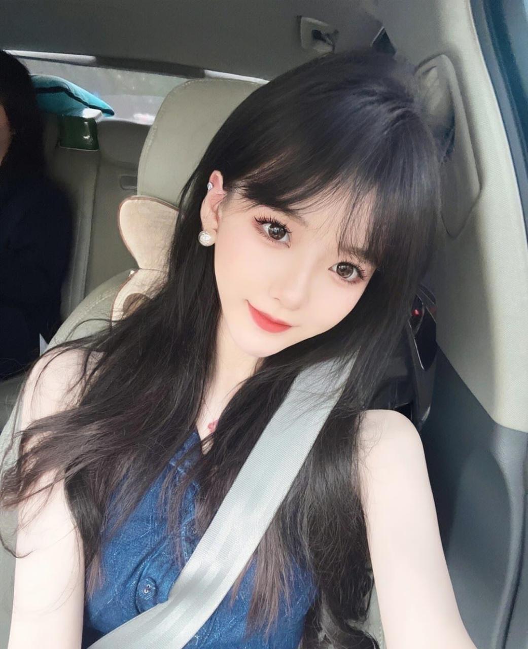 00后美女,这高颜值长相真不赖