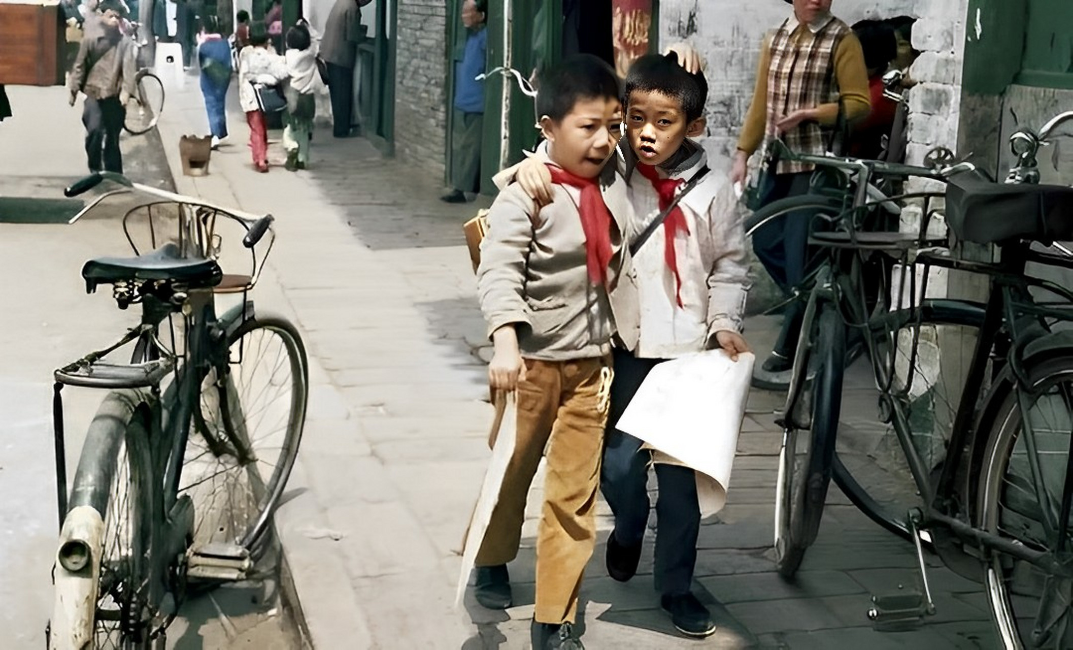 当然,那时候小学生的作业其实很多,只是没有现在这么多辅导班.