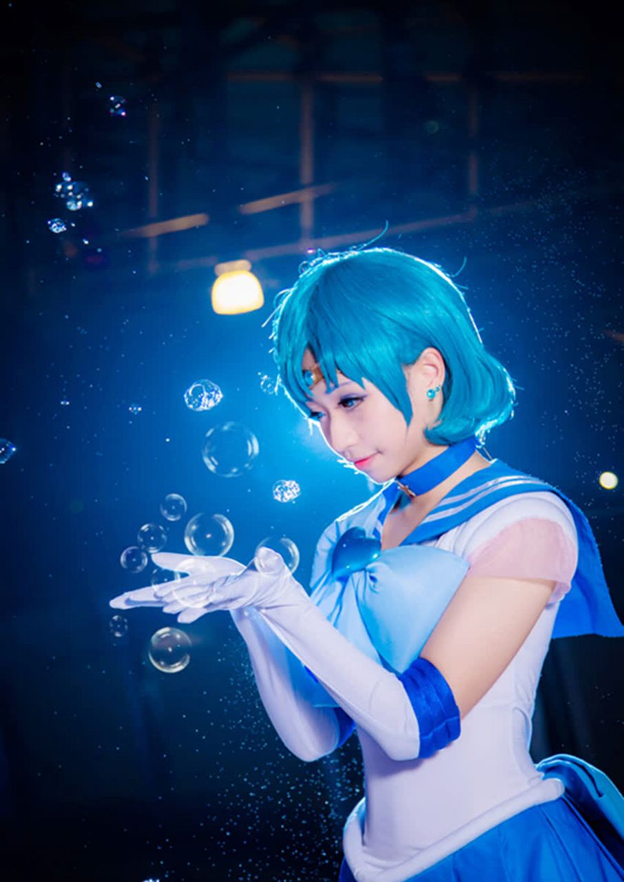 cos秀#来自水星之爱与智慧的《美少女战士》"水野亚美"cos,这位小