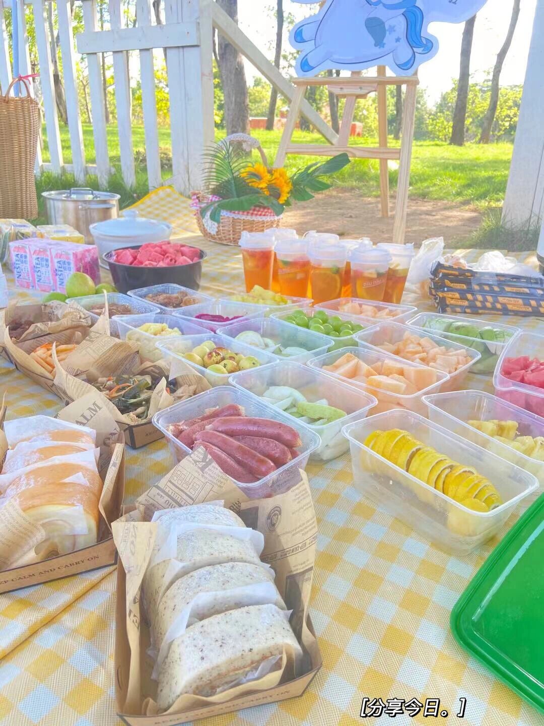 野餐小乐趣 不管什么天气 记得随时带上自己的阳光 秋风一吹 假日小