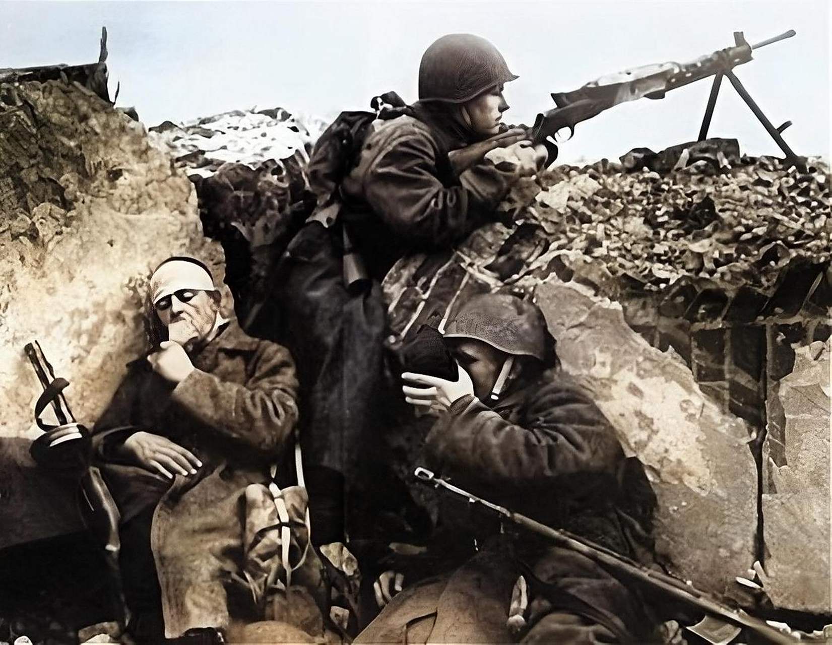 现在他脸色苍白,心烦意乱,口渴.