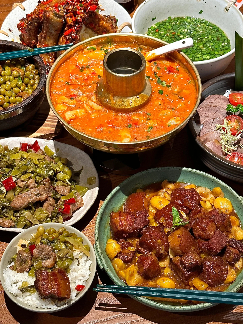 他们家的云南铜锅鸡简直是绝了!