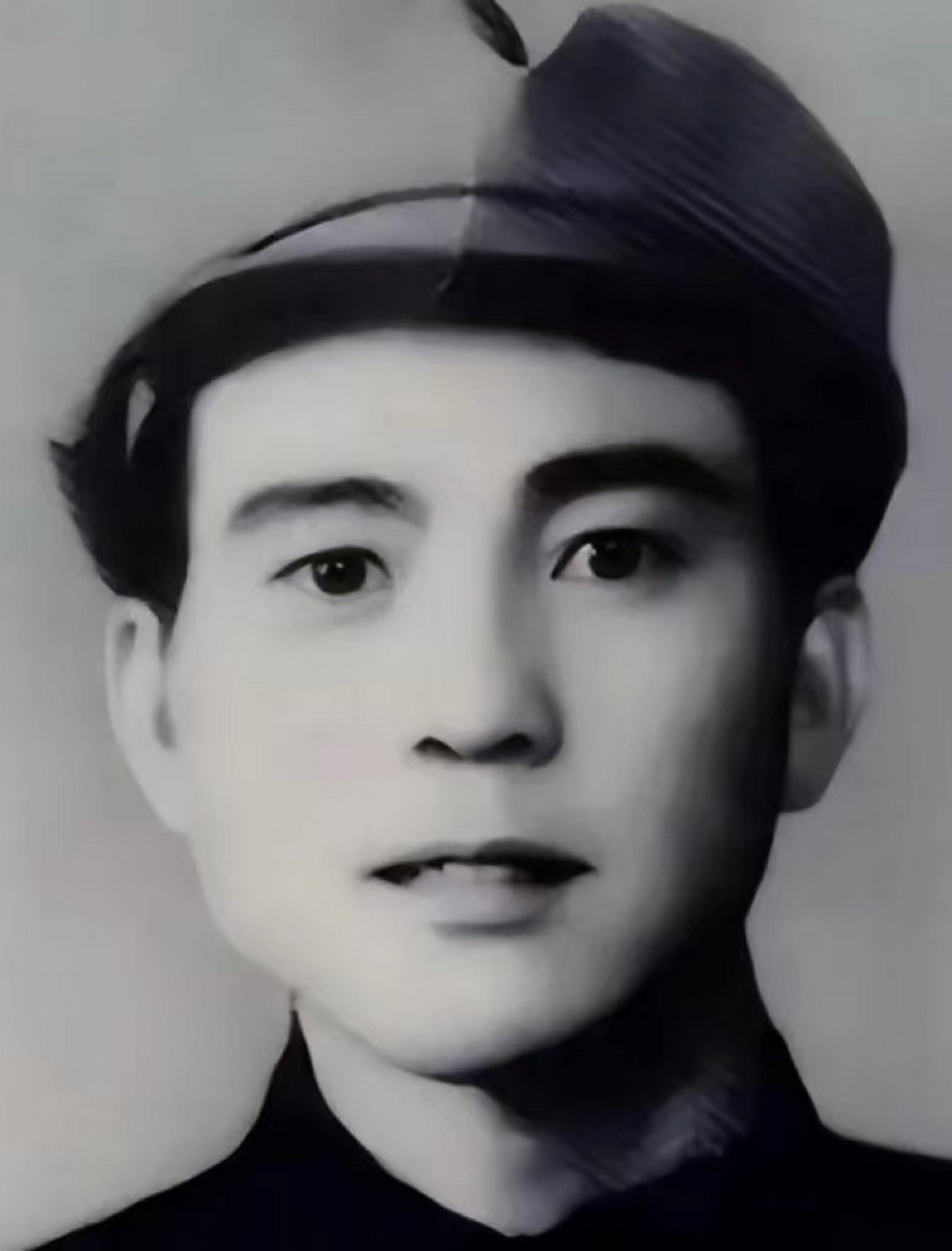 他叫做刘铁骑,因为父亲是刘青山的原因,即便自己成绩无比优异却不敢