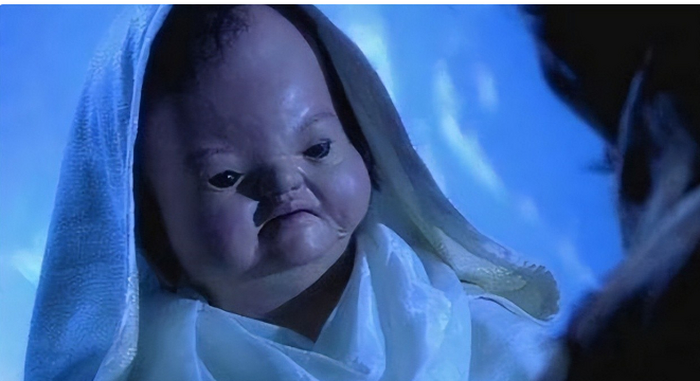 身高1.15米的张伸:44岁娶娇妻后被抛弃,无戏可拍靠小超市为生