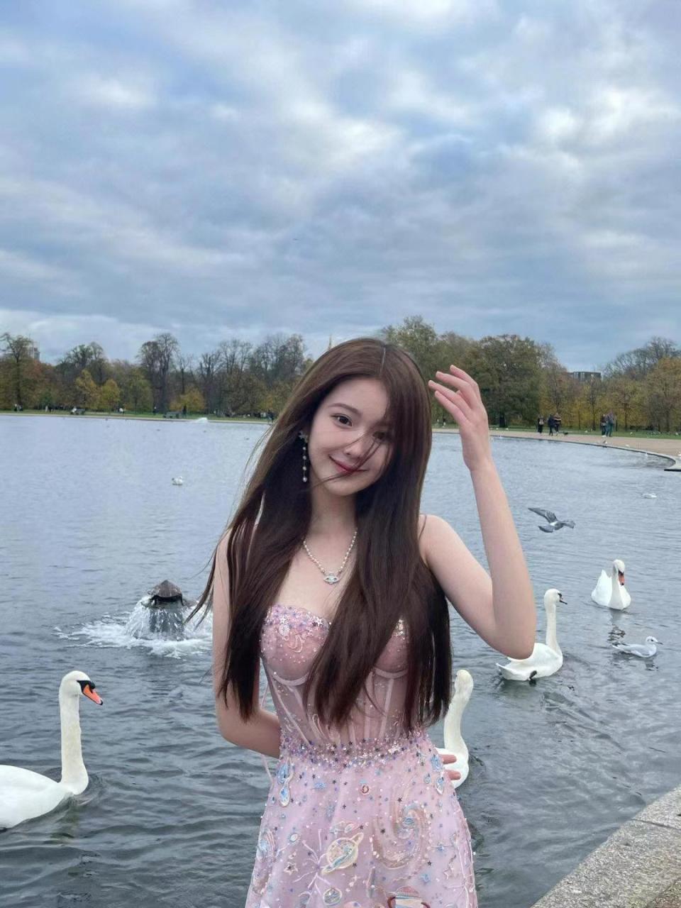 这头发怎么这么碍事呢