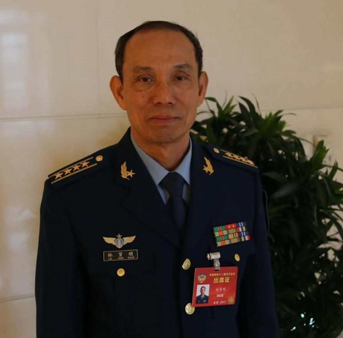 89年,林贤顺飞回大陆险些被击落,大陆4架战机对峙台湾12架 在那个两岸