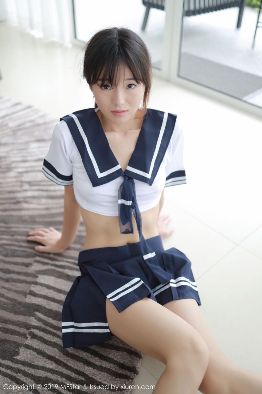 日本小姐姐水手服写真,清纯又可爱  #甜美女孩写真
