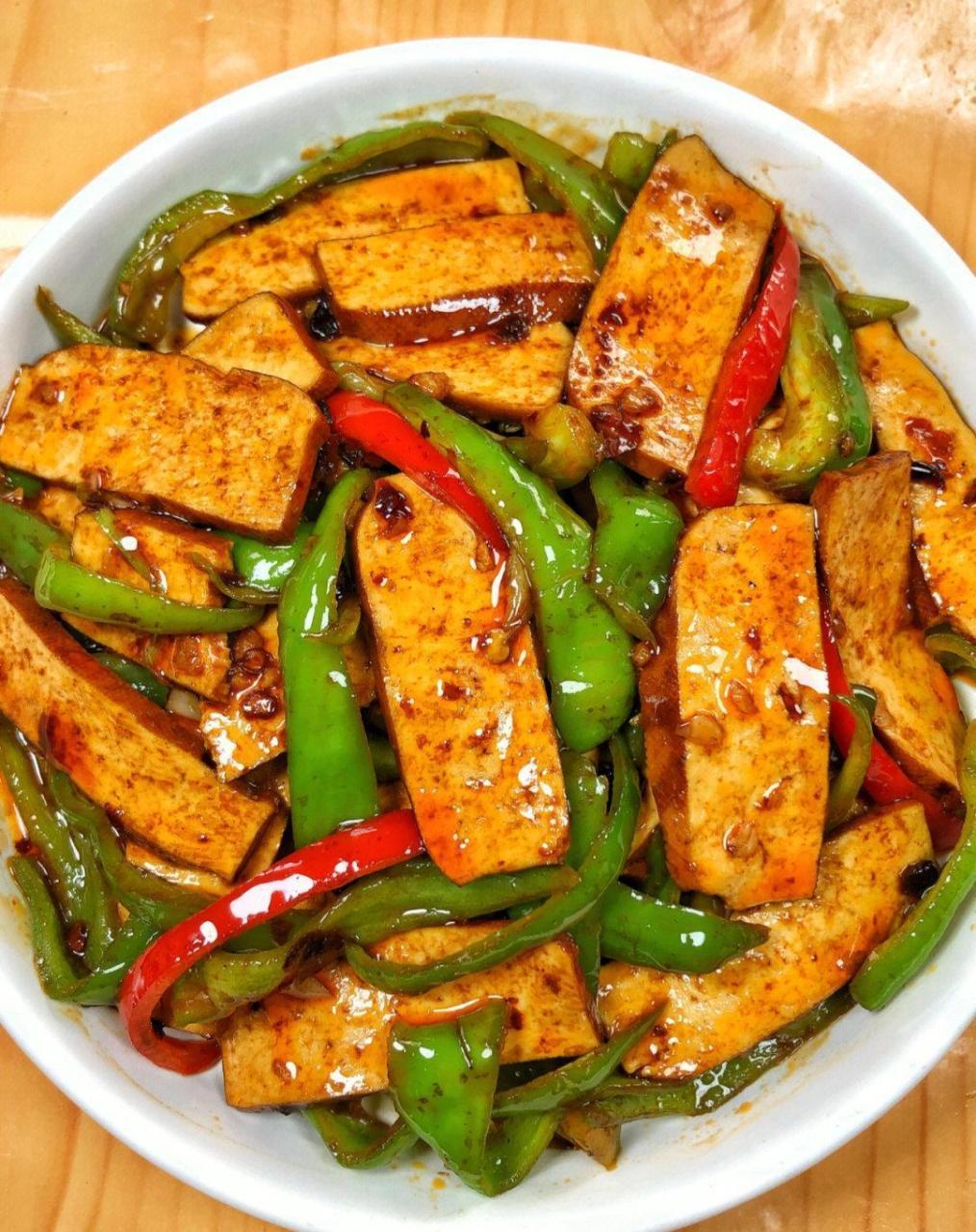 双椒炒豆干  #奇趣美食嘉年华