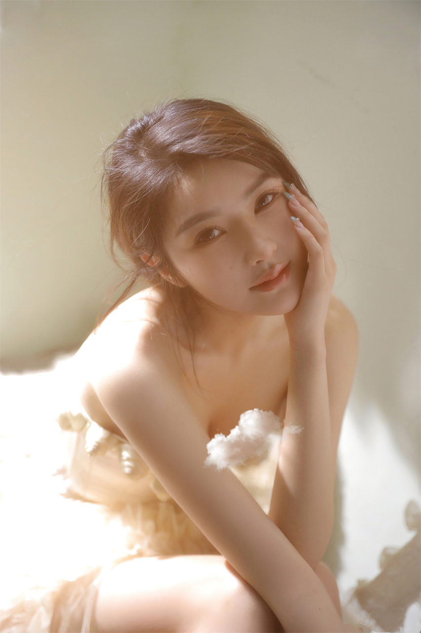 柳叶眉杏核眼的绝美女神#性感美女# #可爱美女