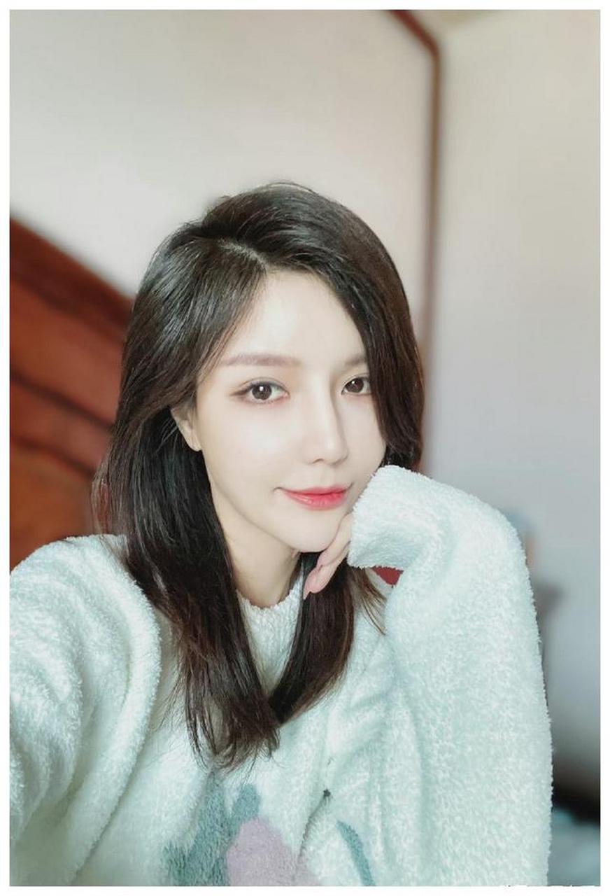 长春大学23岁美女朴昱美迷人美照欣赏,真好看