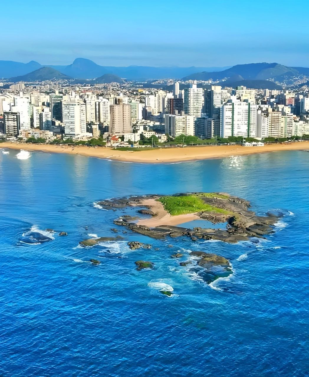 巴西"县城"规模的城市—维多利亚, 市区人口50多万人,我就喜欢这样的