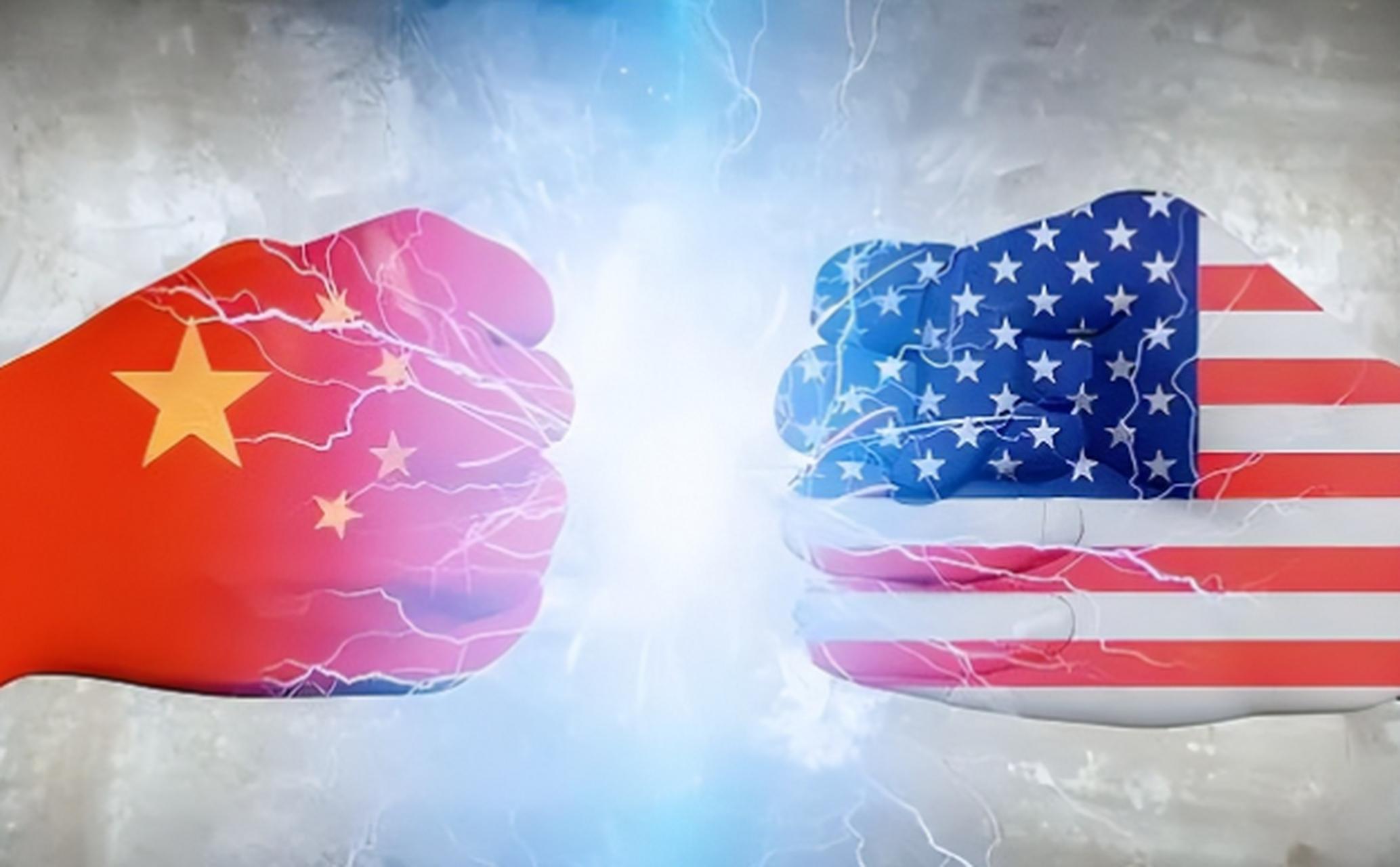 近期,随着中美对抗的升级,美国学者发出警告,认为美国试图将与中国的