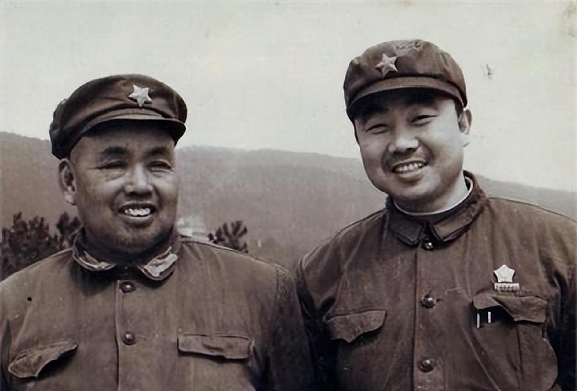 许建军是许世友的第二个儿子,受父亲的熏陶,他也十分的争气,工作后曾